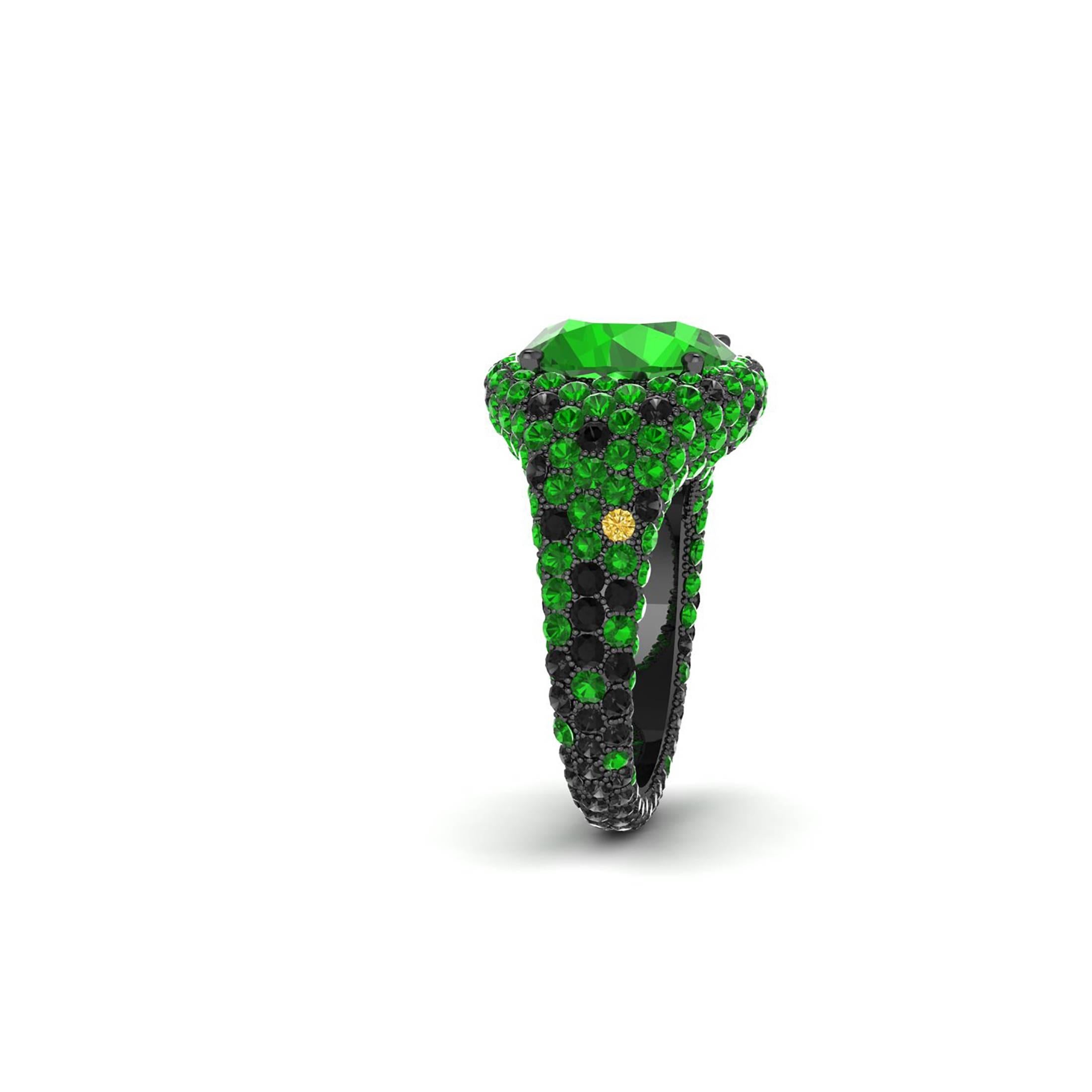 Ferrucci Green Tsavorite and Black Diamonds 18 Karat Gold Cocktail Nature Ring In New Condition In New York, NY