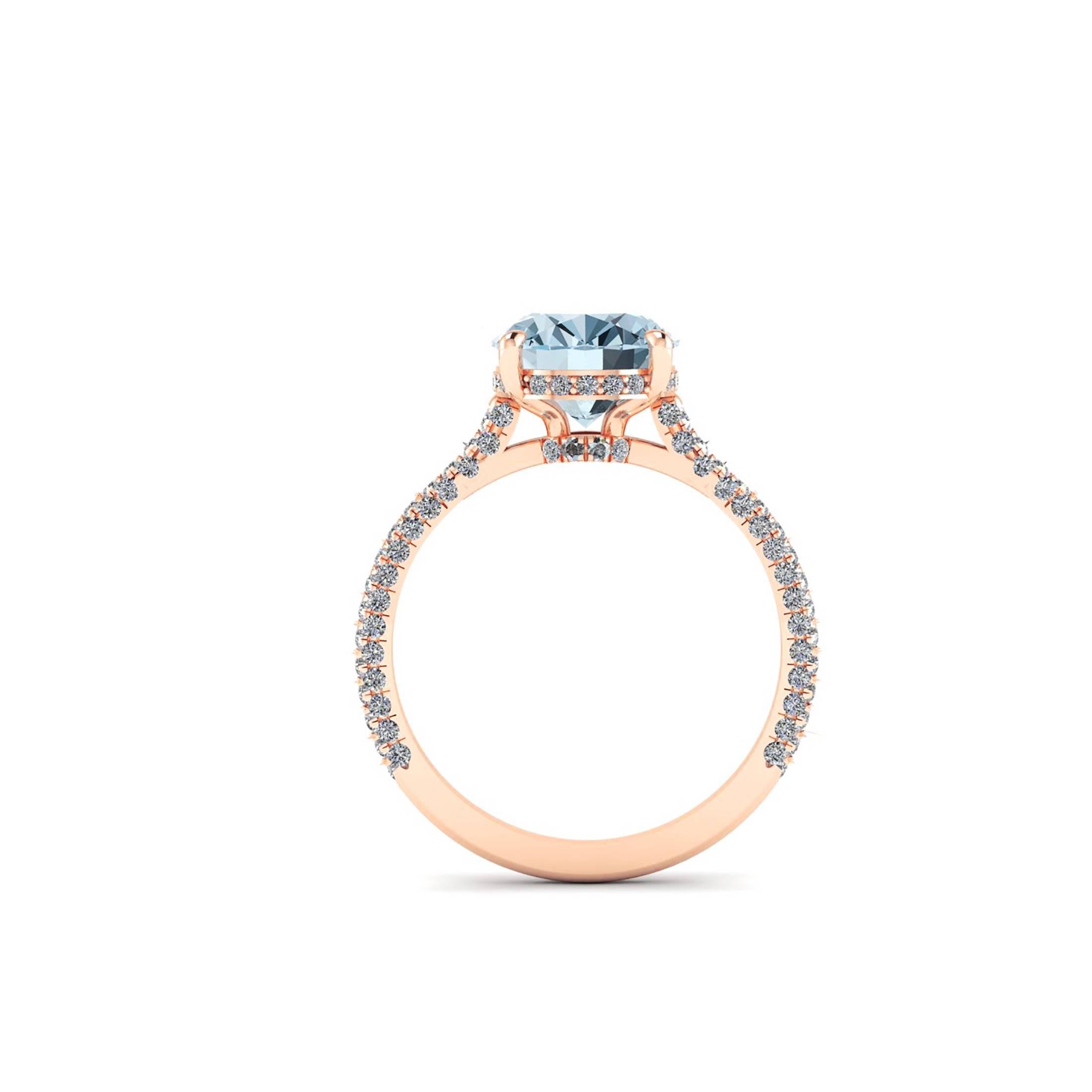 Taille ovale Aigue-marine bleue ovale de 2,22 carats et diamants blancs de 0,50 carat en or rose 18 carats en vente
