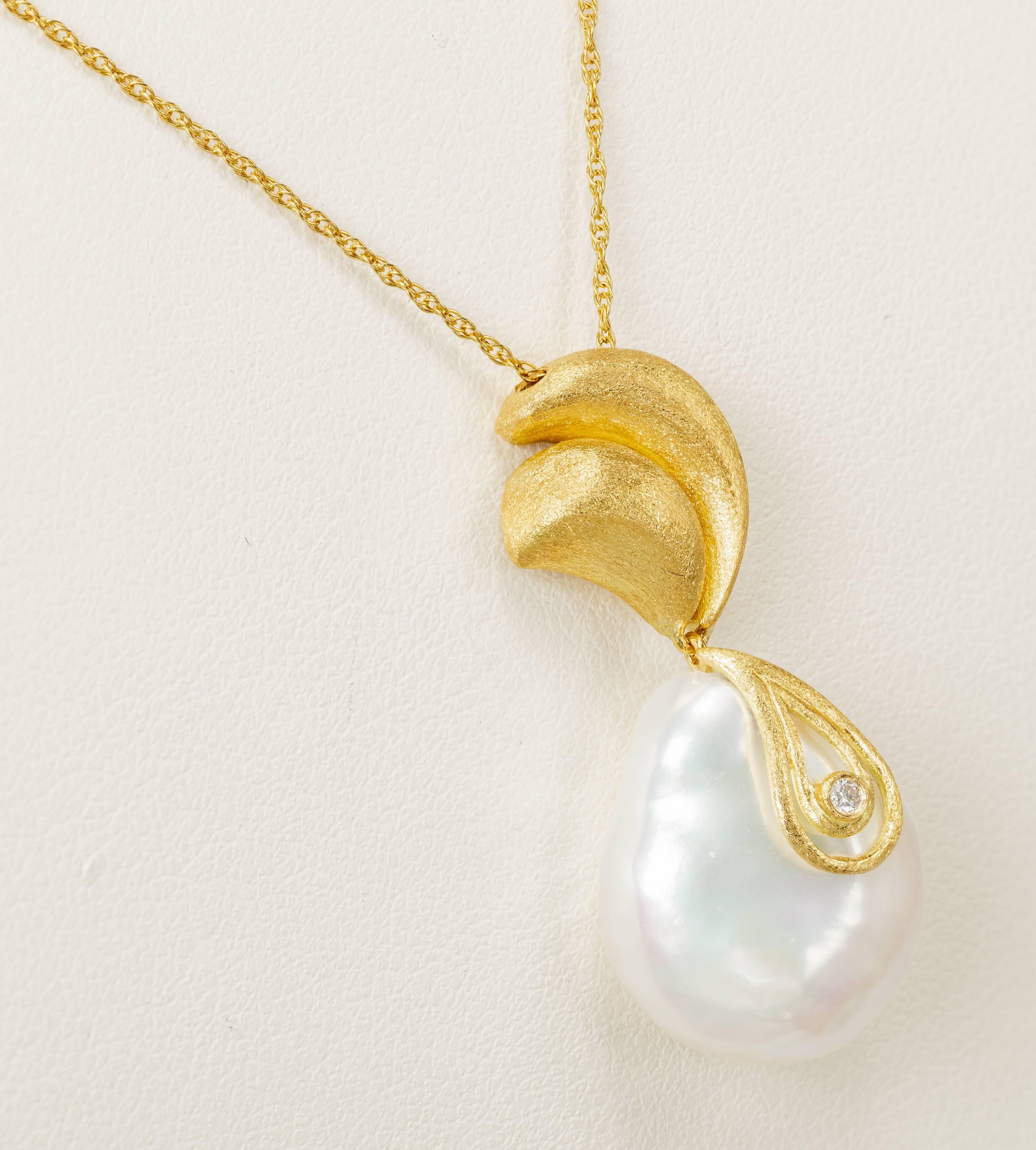 Yvel Baroque Pearl Pendant Necklace 18 Karat Yellow Gold and Diamond In New Condition For Sale In Houston, TX