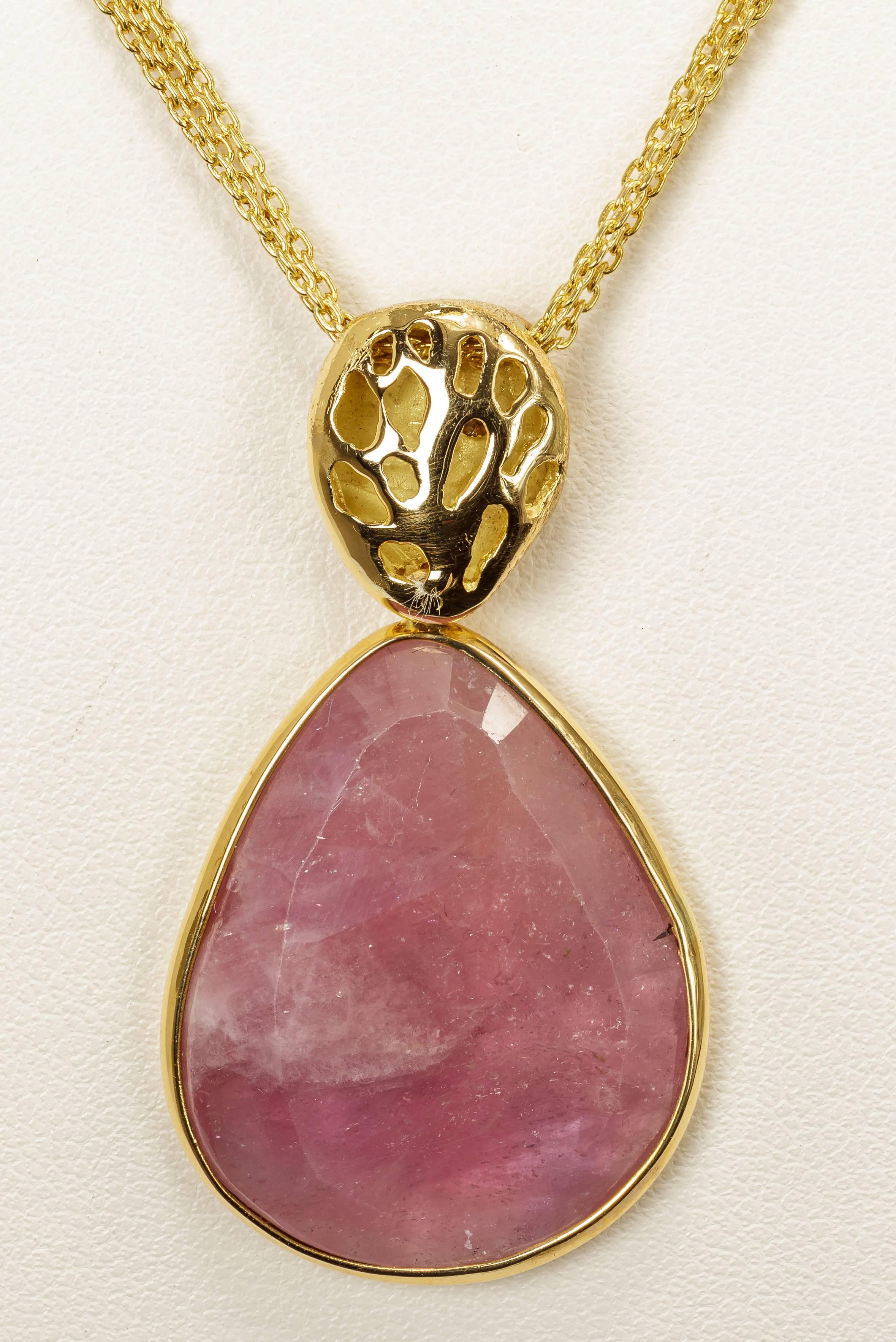 Yvel Natural Colored Sapphire Pendant Necklace 18 Karat Yellow Gold  29.50 Carat In New Condition For Sale In Houston, TX