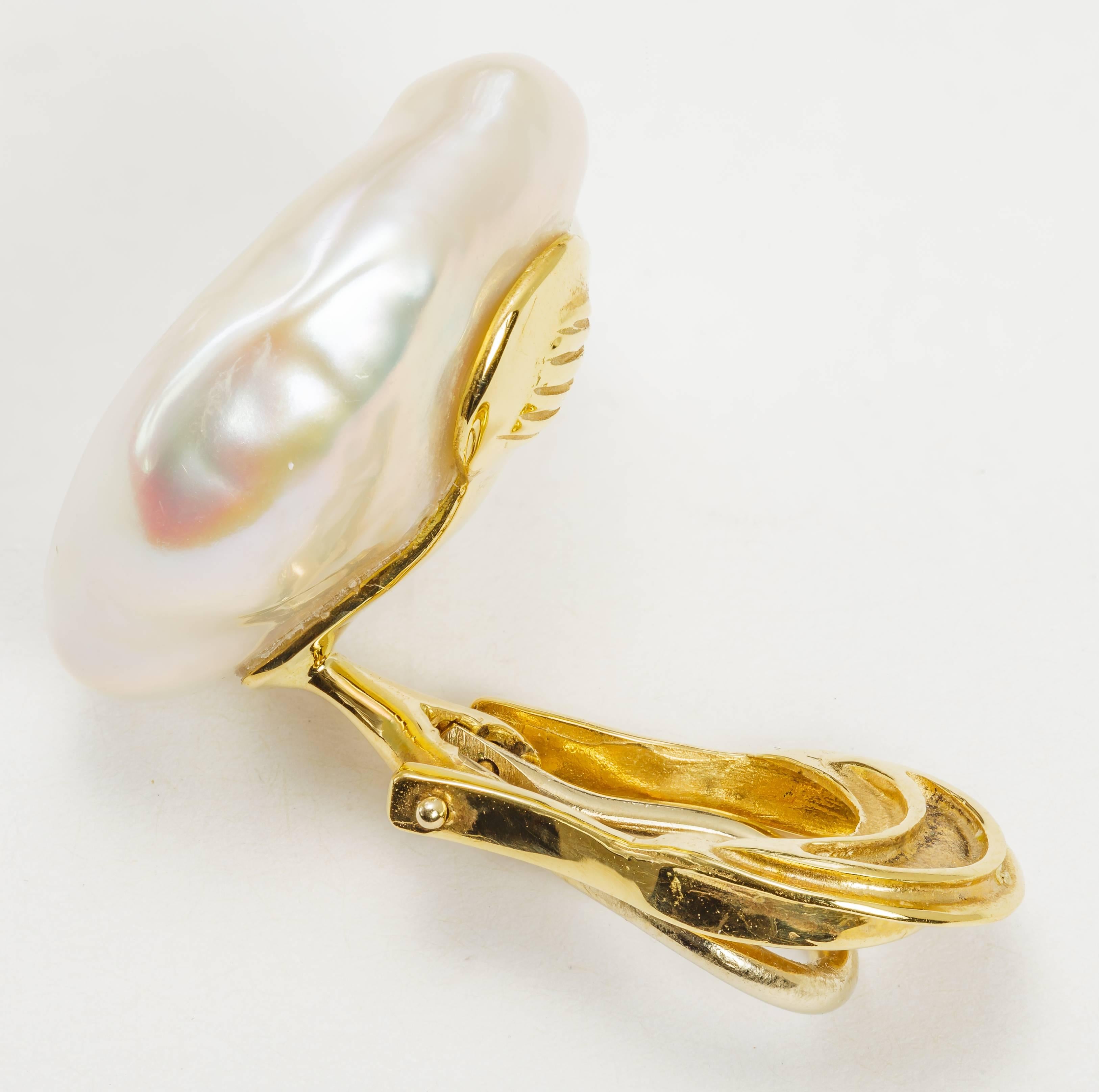 Yvel Freshwater White Baroque Pearl Stud Earrings 18 Karat Yellow Gold In Excellent Condition In Houston, TX