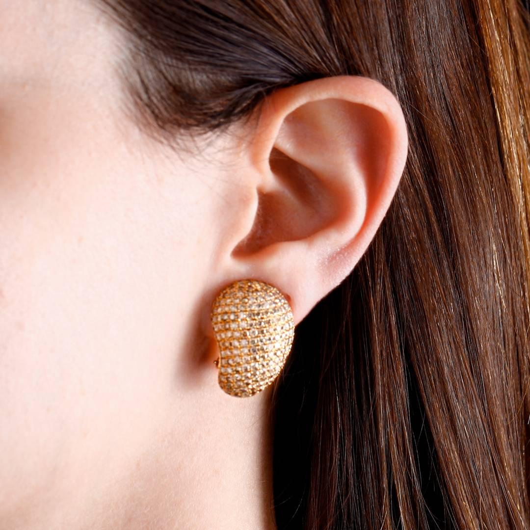 Yvel Earrings 18 Karat Yellow Gold Pavé Diamond Clip-On Post 7.78 Carat For Sale 2