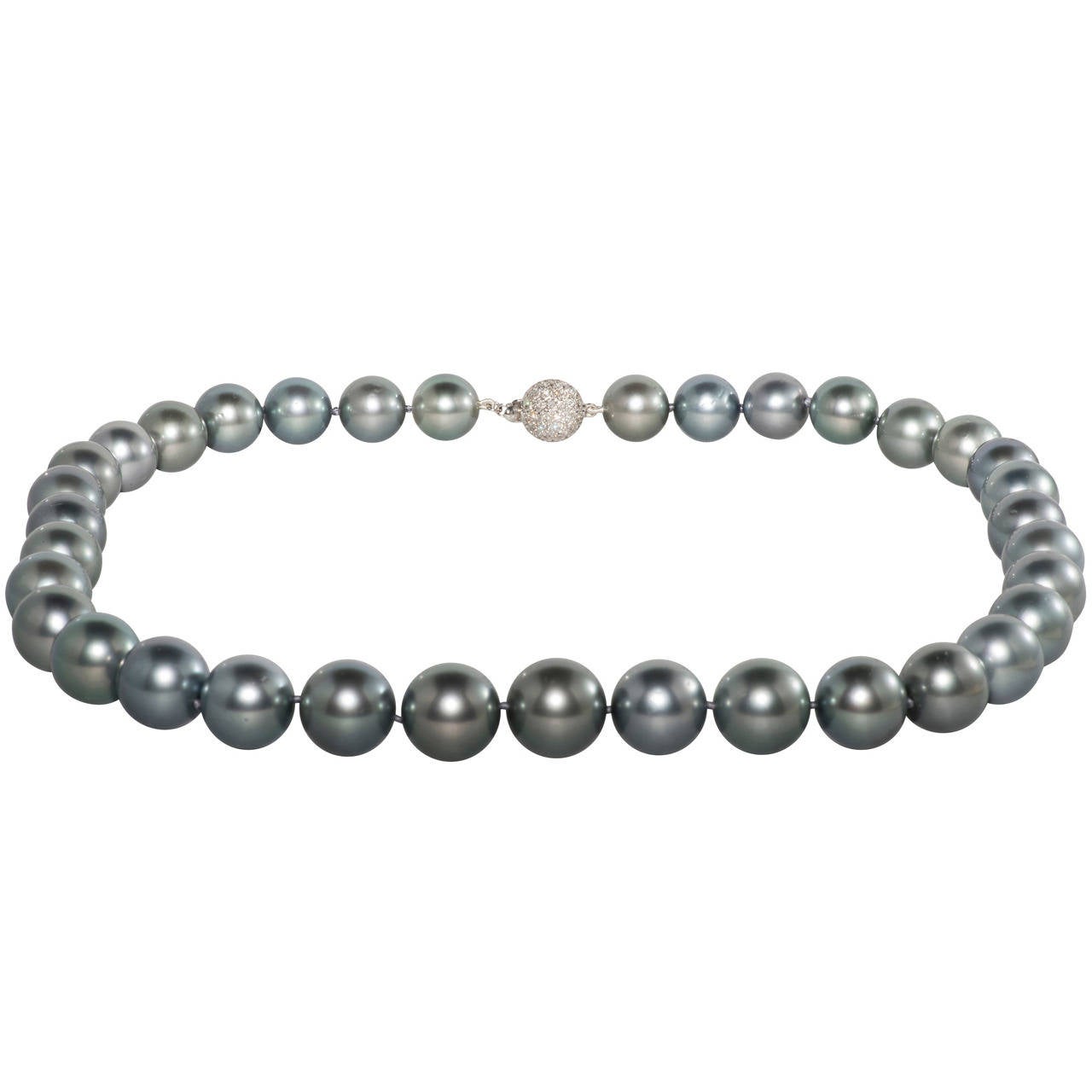 Tahitian Pearl Necklace with Pave Diamond Clasp For Sale
