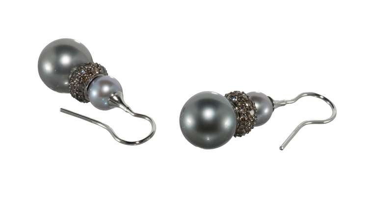 Tahitian Pearl Diamond Drop Earring In Excellent Condition In Houston, TX