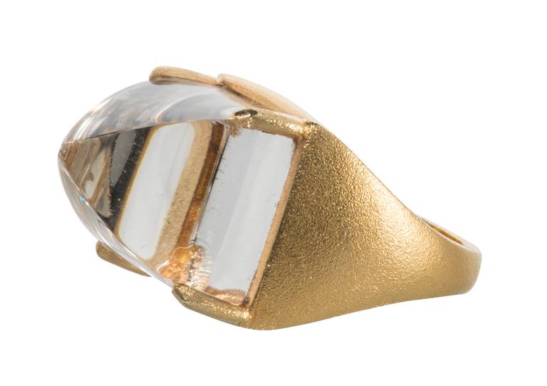 Contemporary Rock Crystal Yellow Gold Ring In Excellent Condition For Sale In Houston, TX