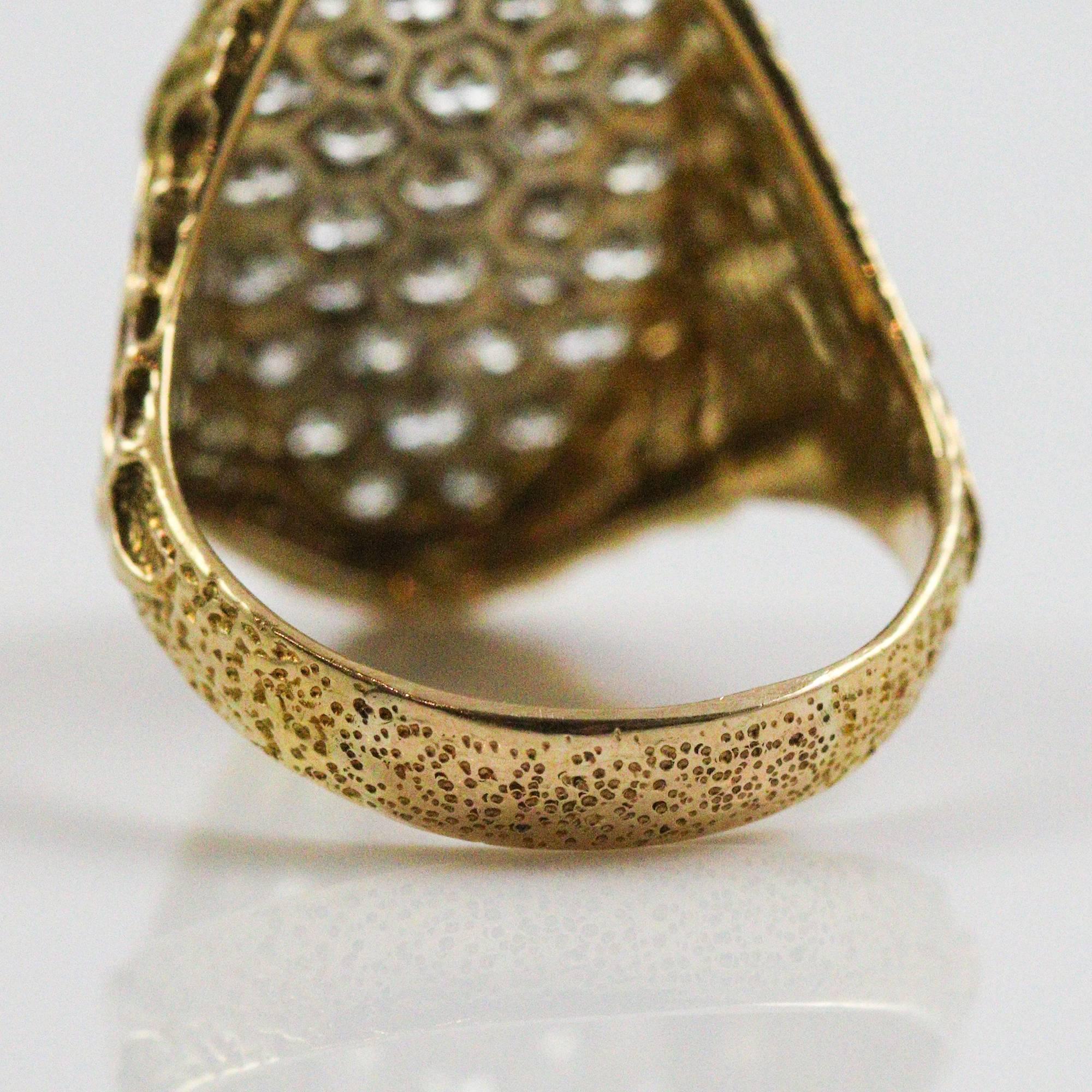 Owned by Music Legend Issac Hayes, Modernist 18 Karat Gold and Diamond Ring 1