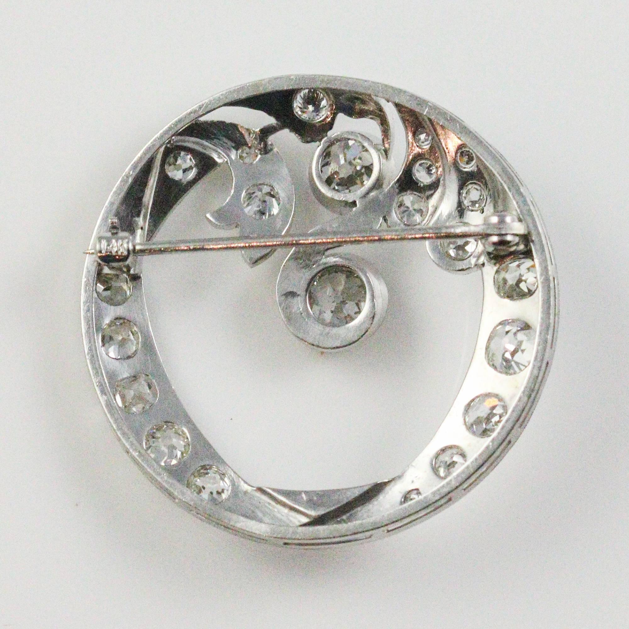 Art Deco White Gold and Diamond Circle Brooch In Excellent Condition For Sale In Birmingham, AL