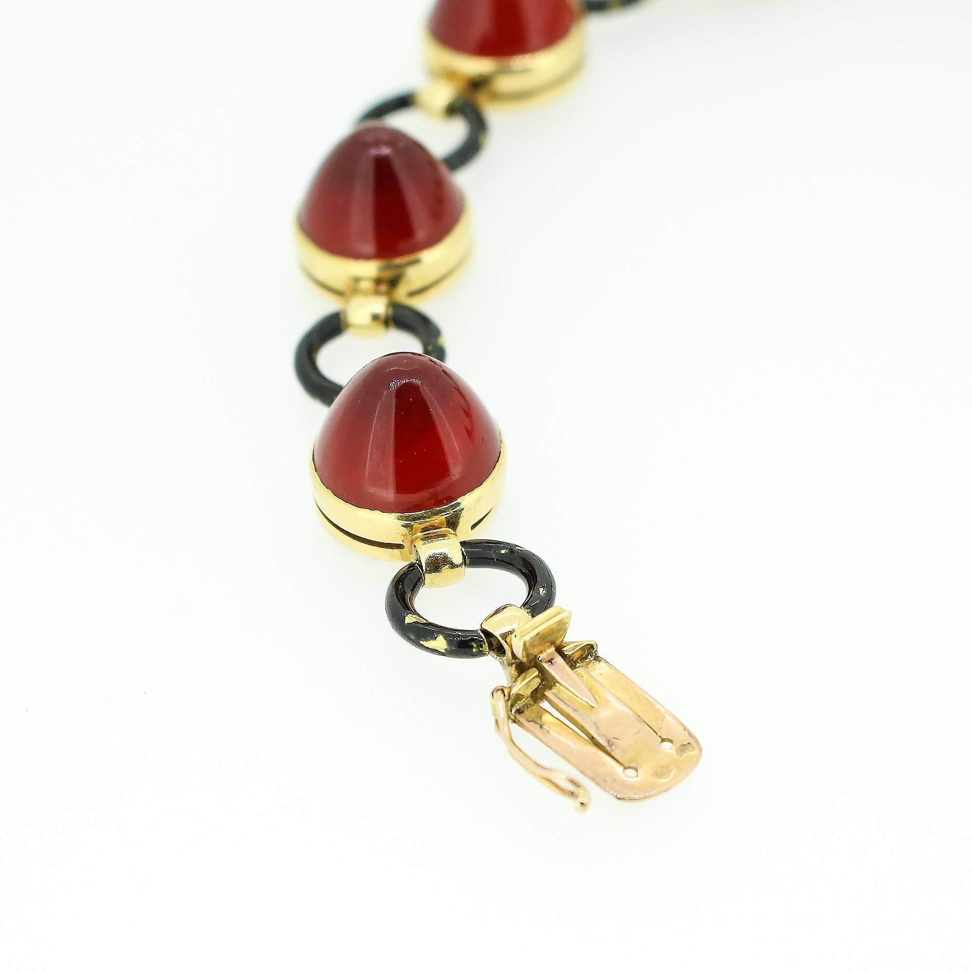 Women's Art Deco Black Enamel Carnelian Gold Bracelet
