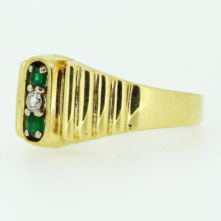 1970 Van Cleef and Arpels Emerald Diamond Gold Ring at 1stDibs