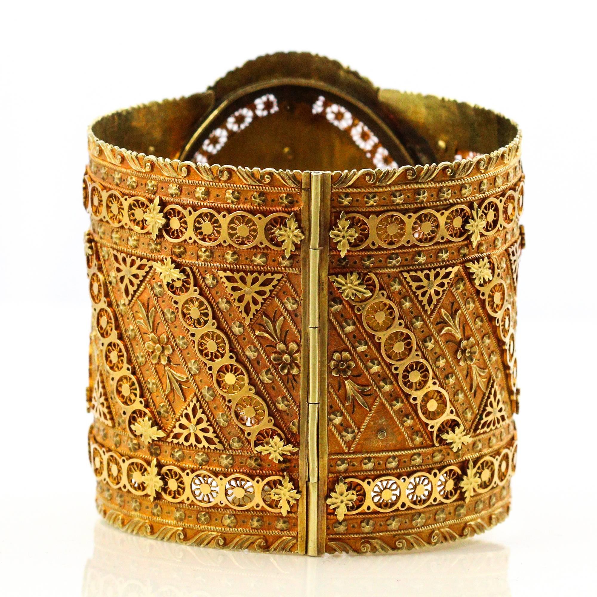 Early Edwardian 14 Karat Yellow Gold Spaulding & Co Hinged Wide Bangle Bracelet 1