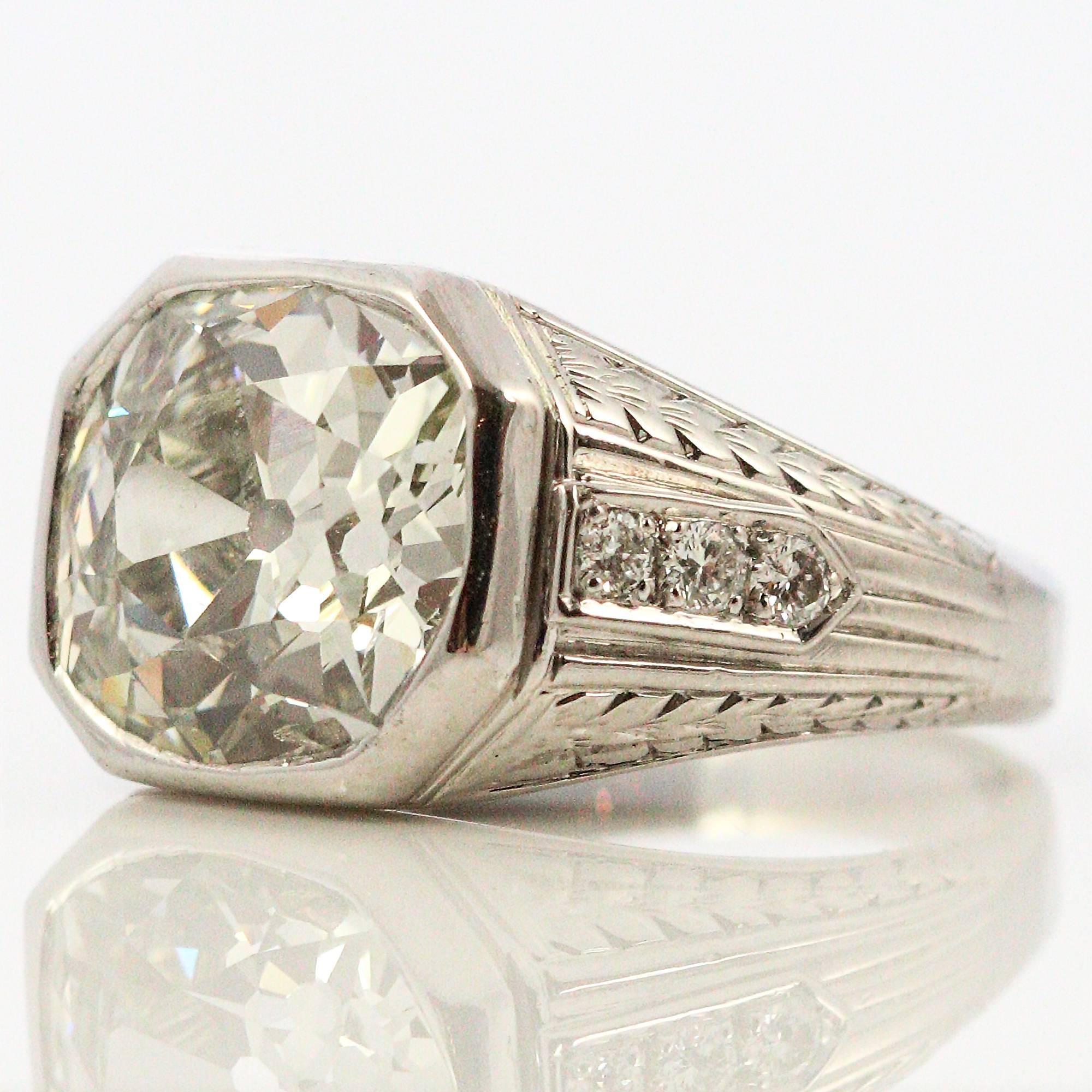 Art Deco 5.19 Carat Old Mine Cut Diamond Platinum Ring In Excellent Condition In Birmingham, AL