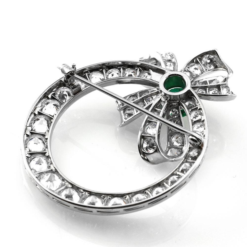  Pavé Diamond Emerald Platinum Circle Brooch  In Excellent Condition For Sale In Scottsdale, AZ