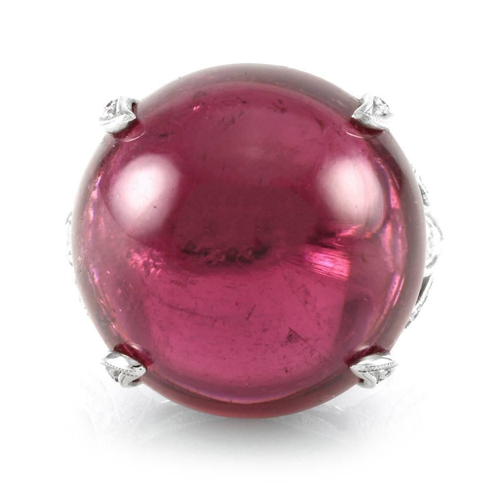 Cabochon Pink Tourmaline Pavé Diamonds Gold Ring In New Condition For Sale In Scottsdale, AZ
