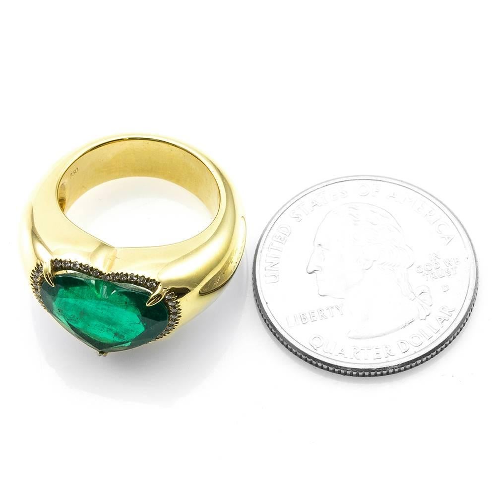 Women's Heart Shaped Emerald with Pavé Diamond Halo  For Sale