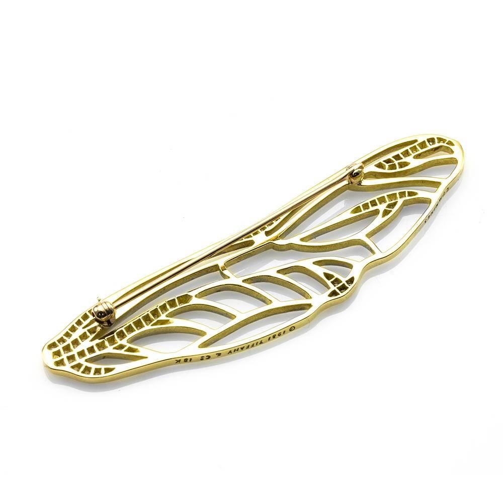 Tiffany & Co. Angela Cummings Pavé Diamond Gold Dragonfly Wing Brooch In Excellent Condition For Sale In Scottsdale, AZ