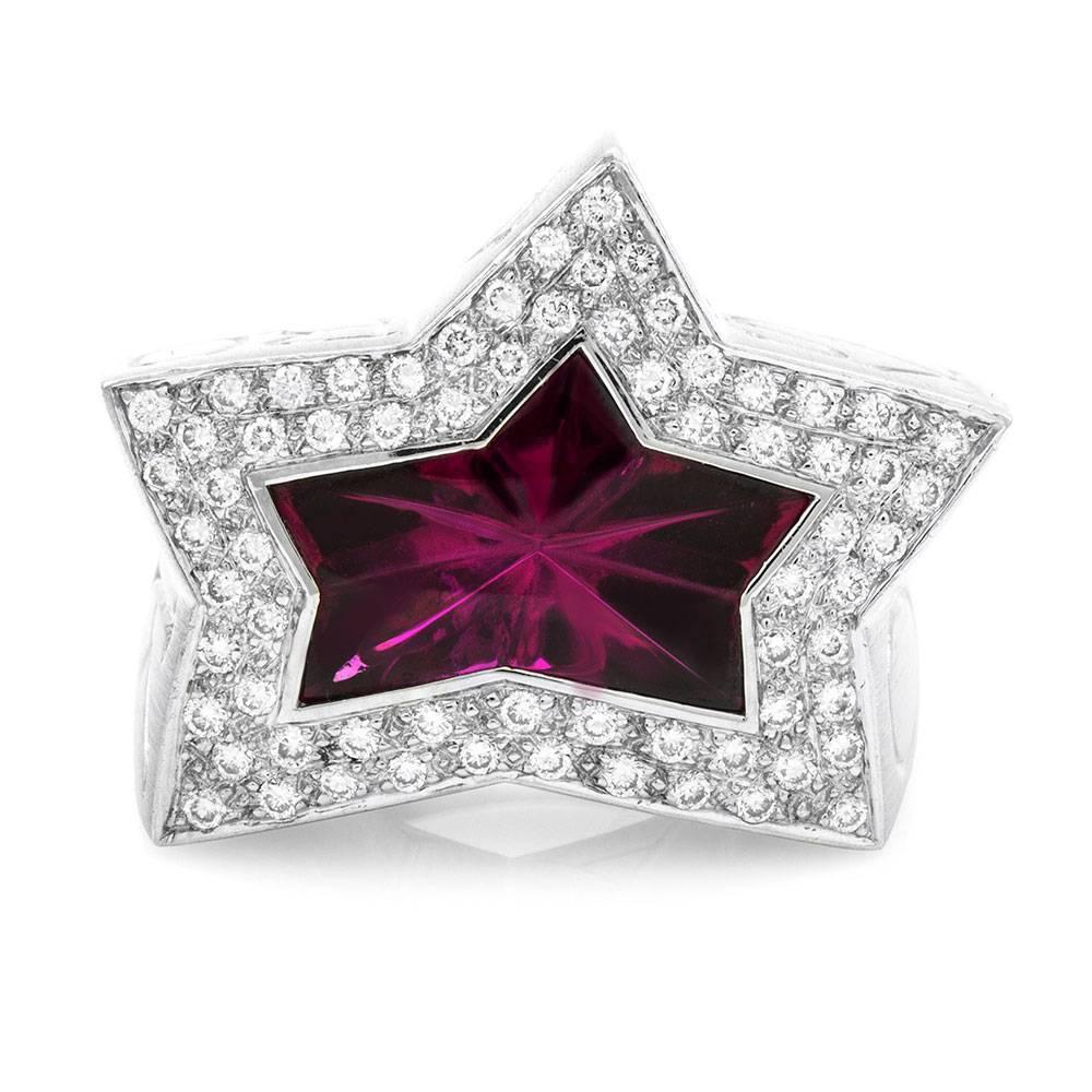 Stephen Webster Boyfriend Collection rubellite and pave diamond ring set in 18K white gold. There are one fancy cut star shaped rubellite (11.4mm x 15.8mm) and sixty-eight round brilliant cut diamonds (0.37ctw) with a color of F-G and a clarity of