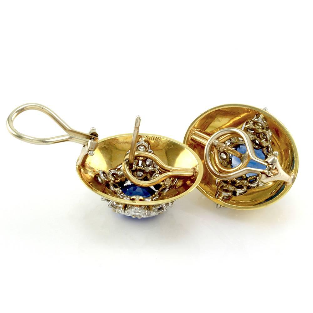 Women's or Men's Genuine Sapphire and Diamond Button Earrings in 18K Yellow Gold For Sale