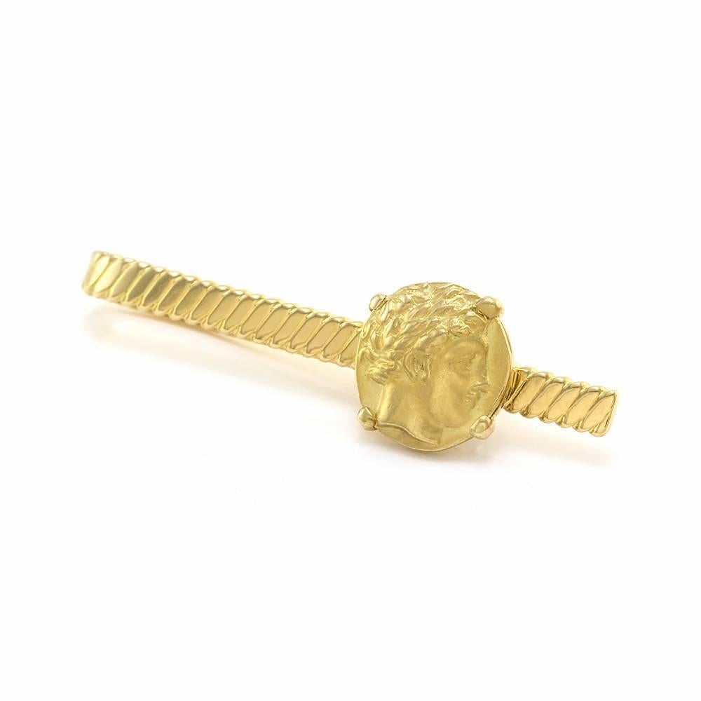 Van Cleef 
Arpels Gold Julius Caeser Gold Tie Bar