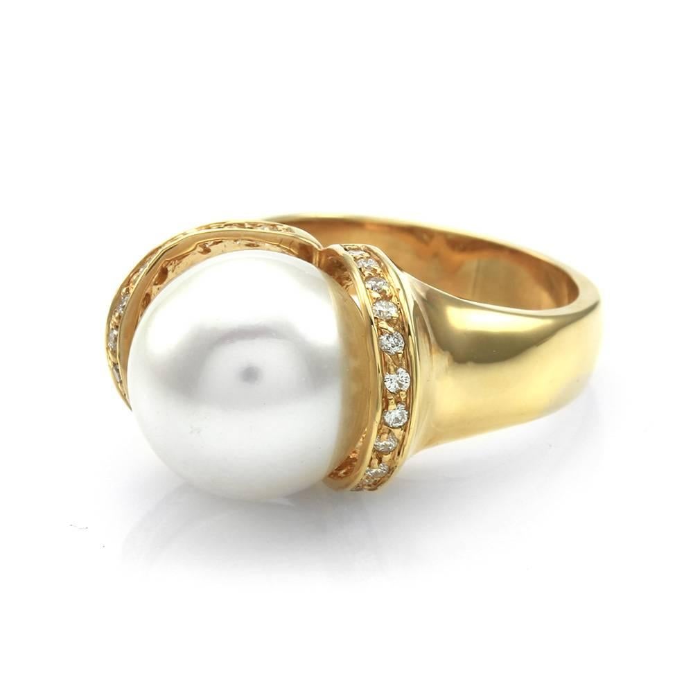 Cream White South Sea Pearl and Rose Gold  Diamond Ring  In Excellent Condition In Scottsdale, AZ