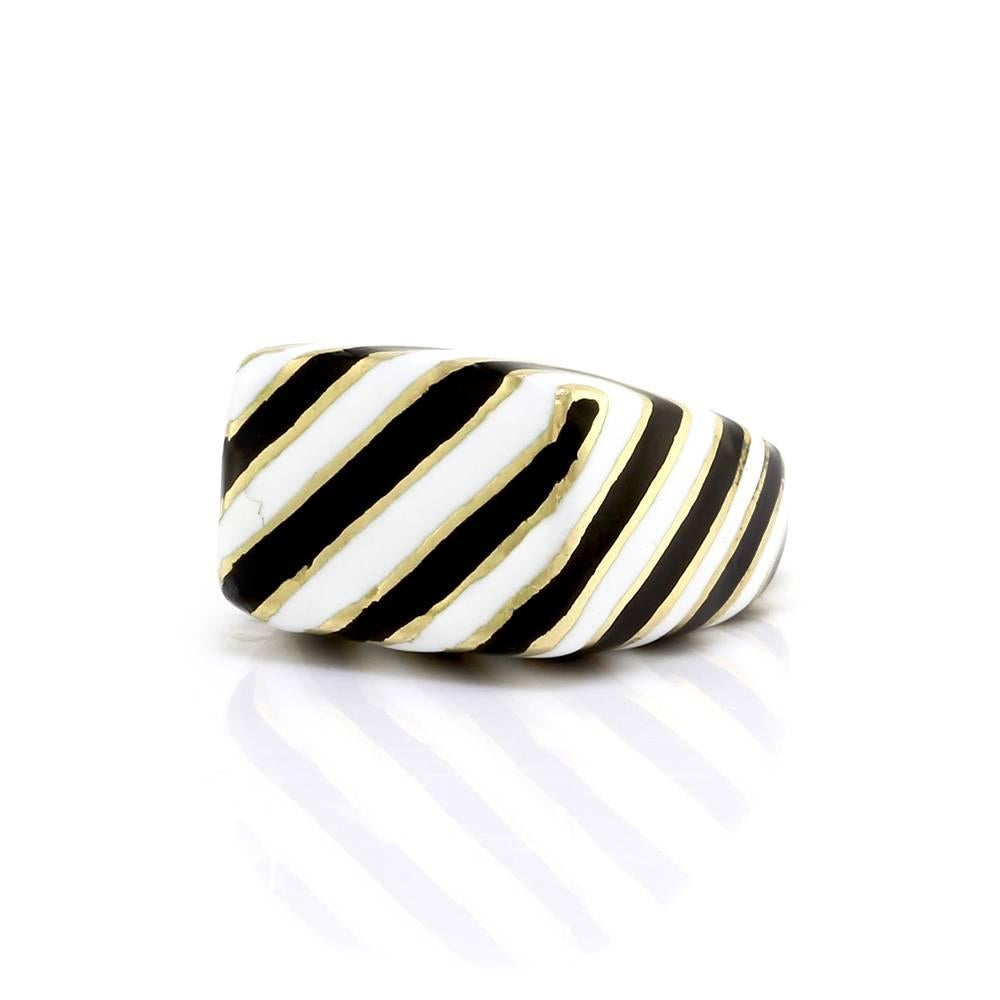 David Webb Kingdom Collection Striped Enamel Gold Zebra Ring In Good Condition For Sale In Scottsdale, AZ