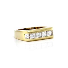Carré Cut Diamond and Gold Band Ring