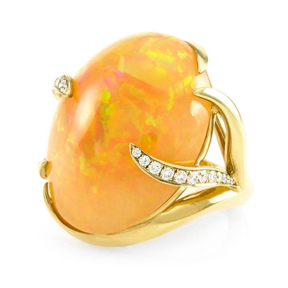Fire Opal and Pavé Diamond Cocktail Ring In New Condition For Sale In Scottsdale, AZ