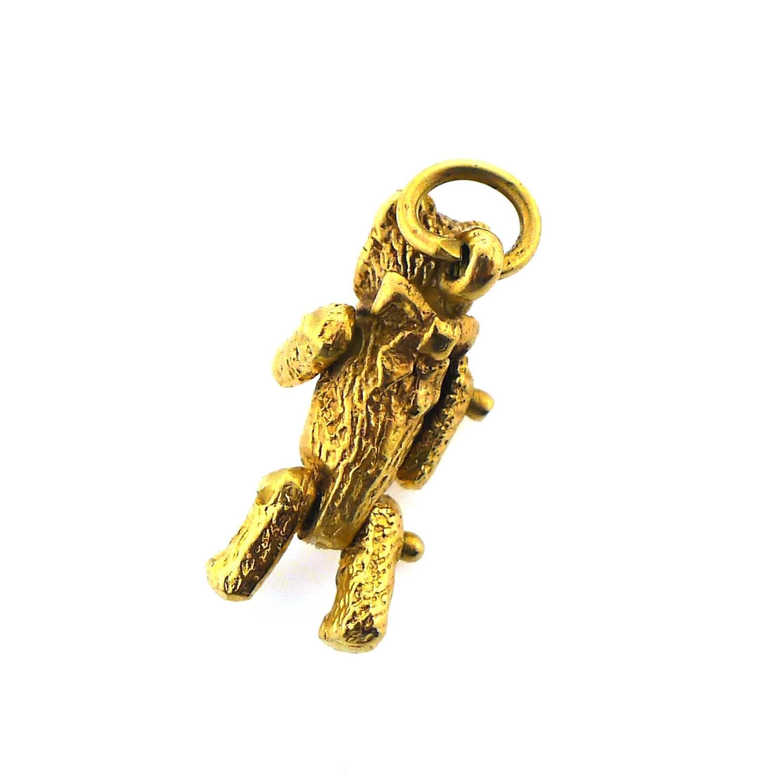 1910s Antique Handmade Gold Teddy Bear Charm with Movable Parts In Excellent Condition In Yardley, PA