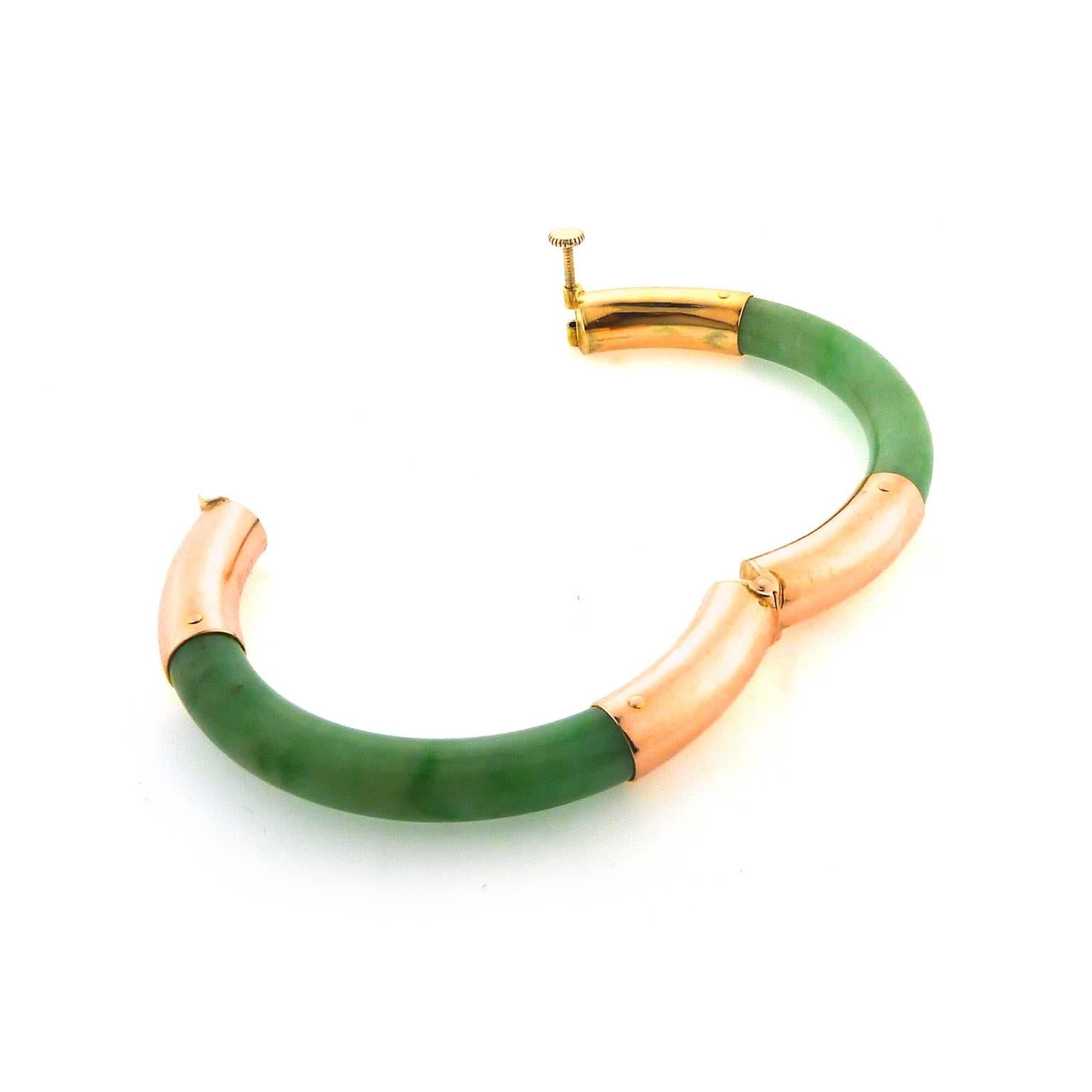  Green Jadeite Rose Gold Bangle Bracelet In Excellent Condition In Yardley, PA