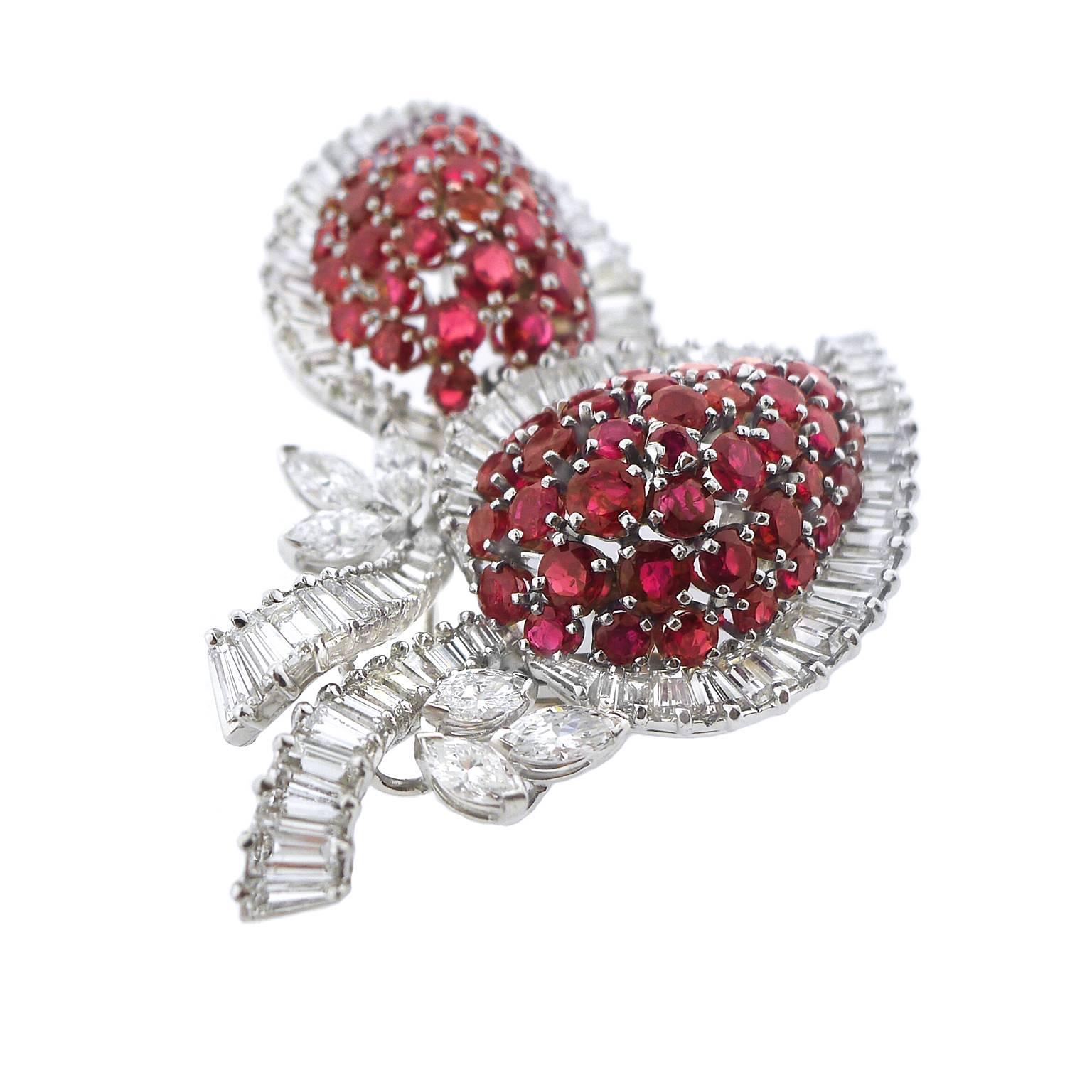 Women's 1940s Ruby and Diamond Platinum Brooch For Sale