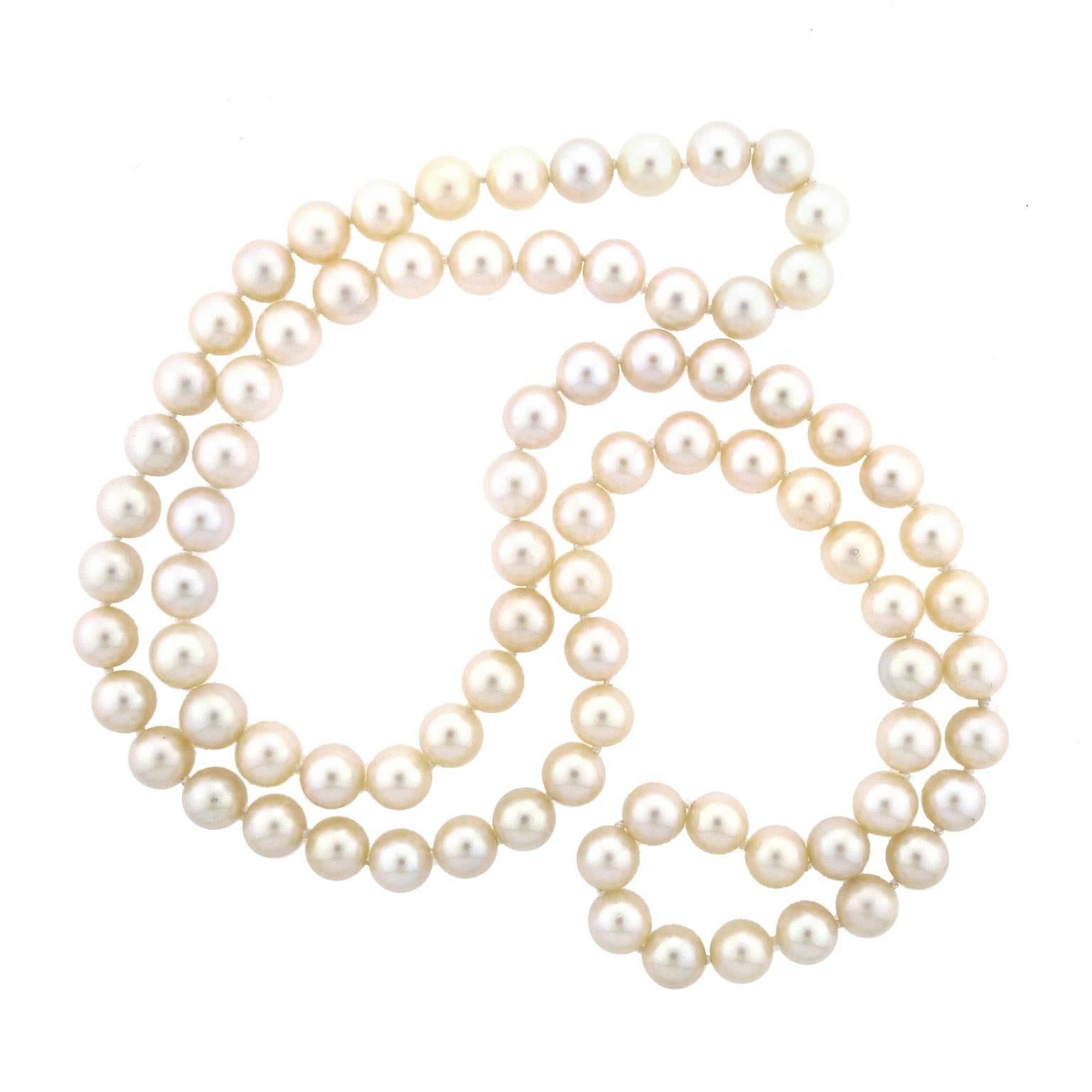 30 inch strand of 8.5 to 9.0 millimeter cultured pearls is strung endless with no clasp. Pearls are slightly off round, have nice luster, a good match and are cream colored.