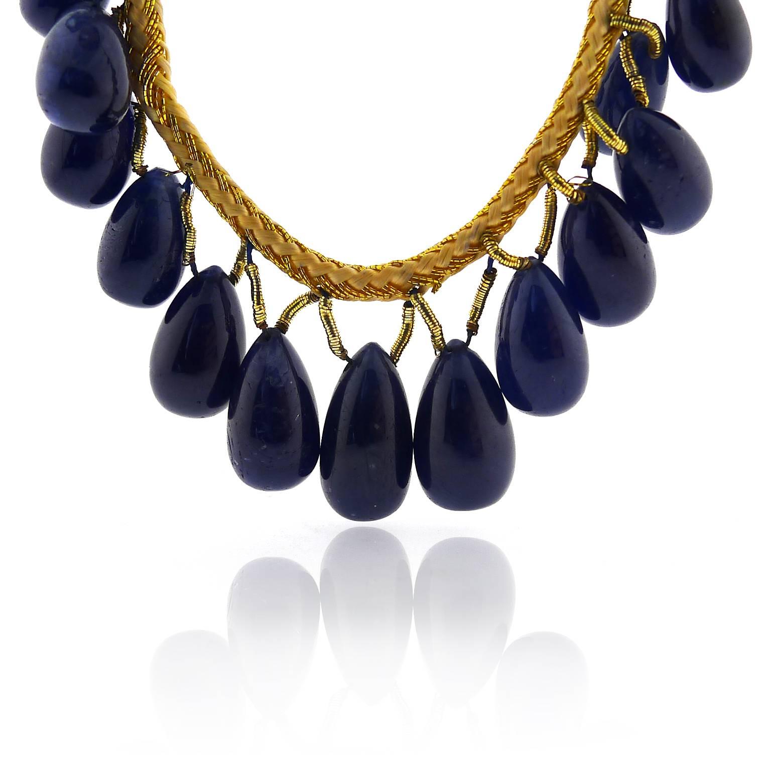 Polished Cabochon Sapphire Necklace For Sale 4