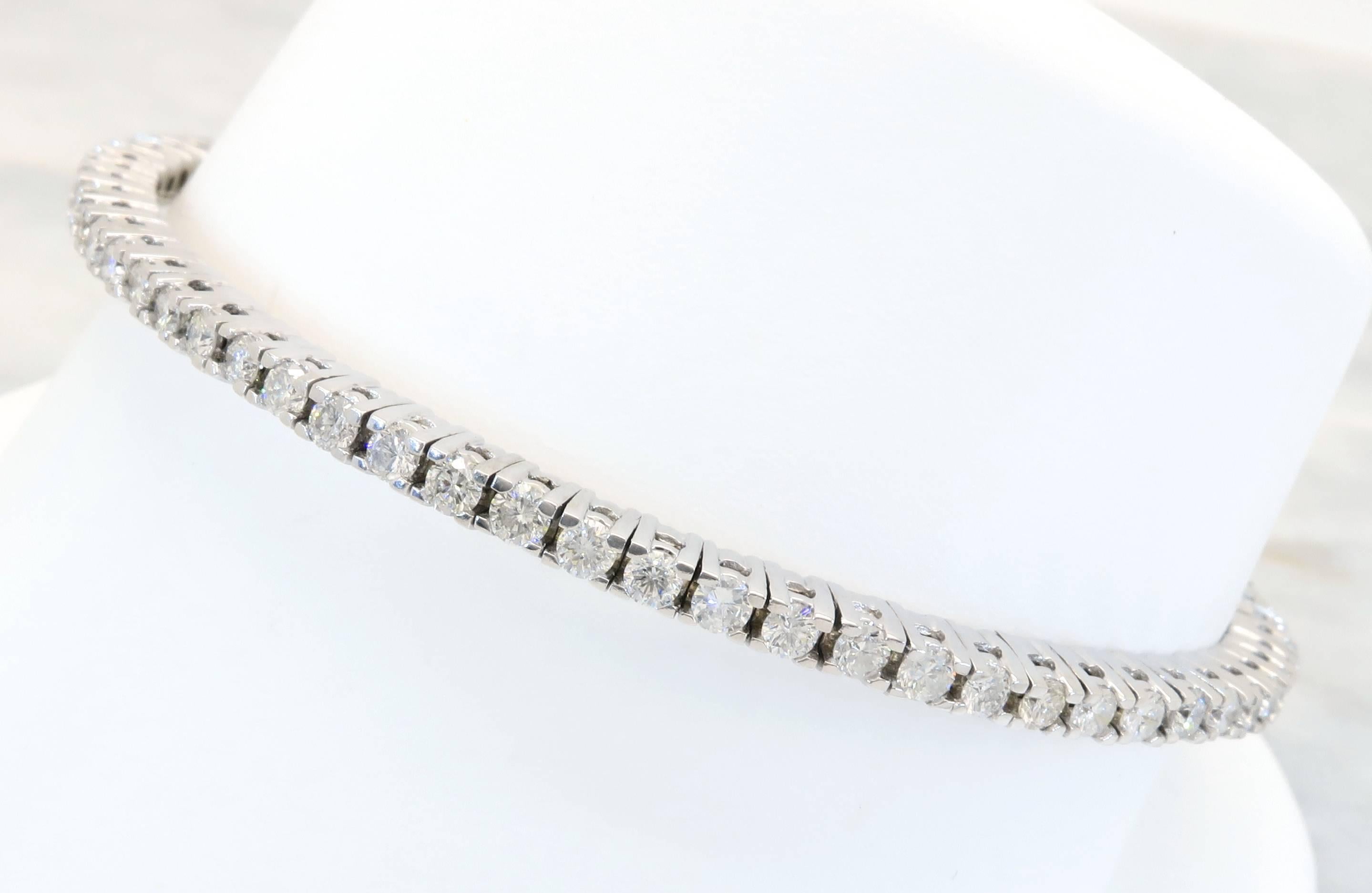 Women's Diamond Gold Line Bracelet