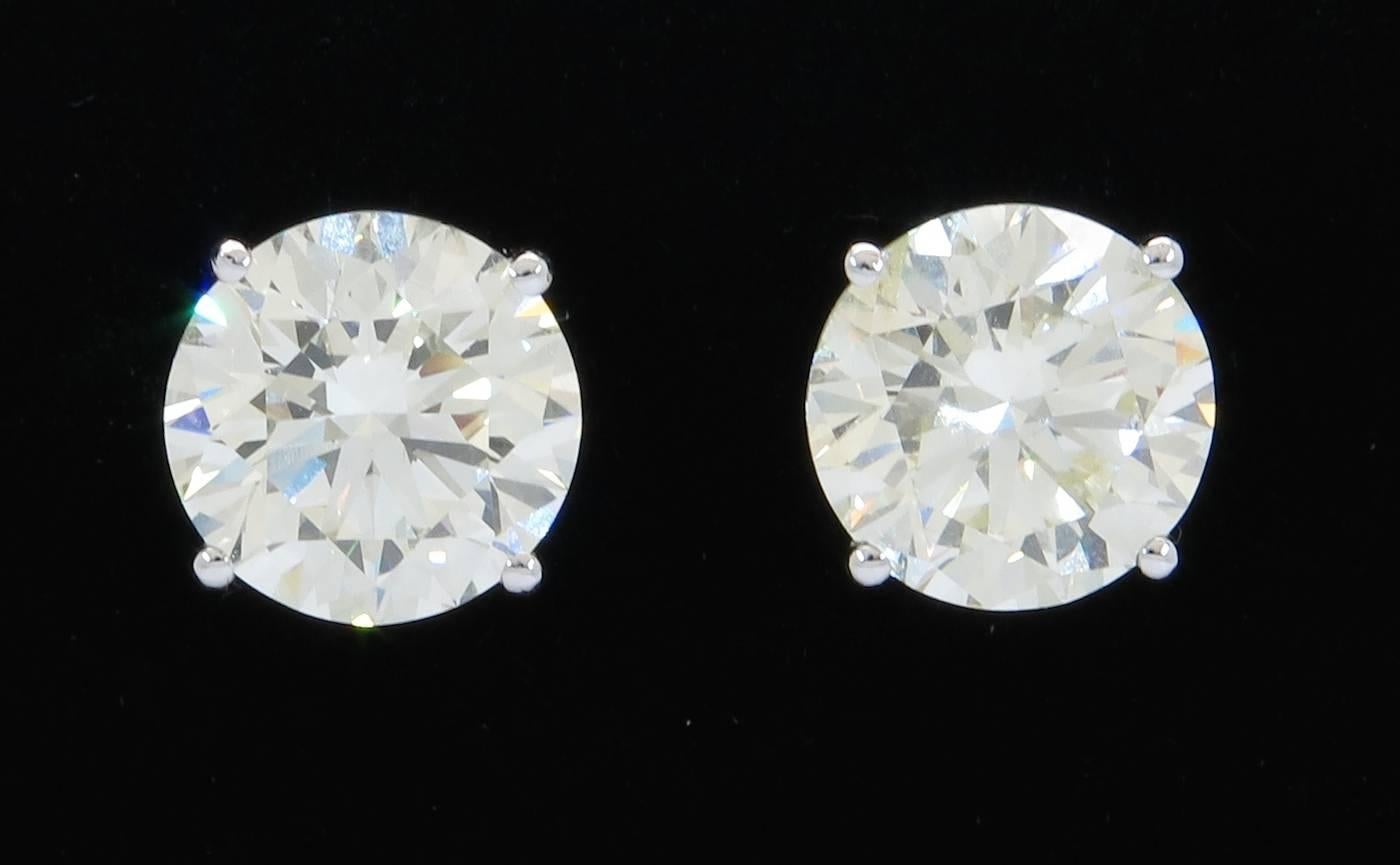 6 Carats Round Brilliant Cut Diamonds Gold Stud Earrings  4