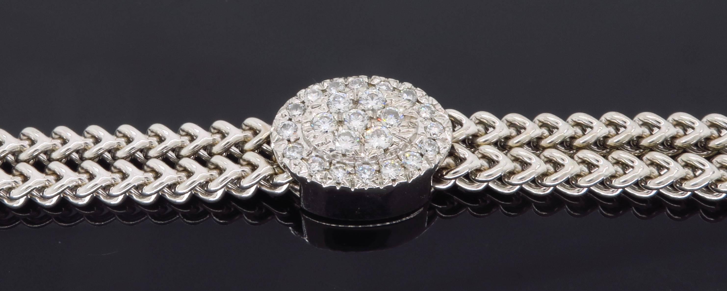 14 Karat White Gold 1.34 Carat Diamond Bracelet In Excellent Condition In Webster, NY