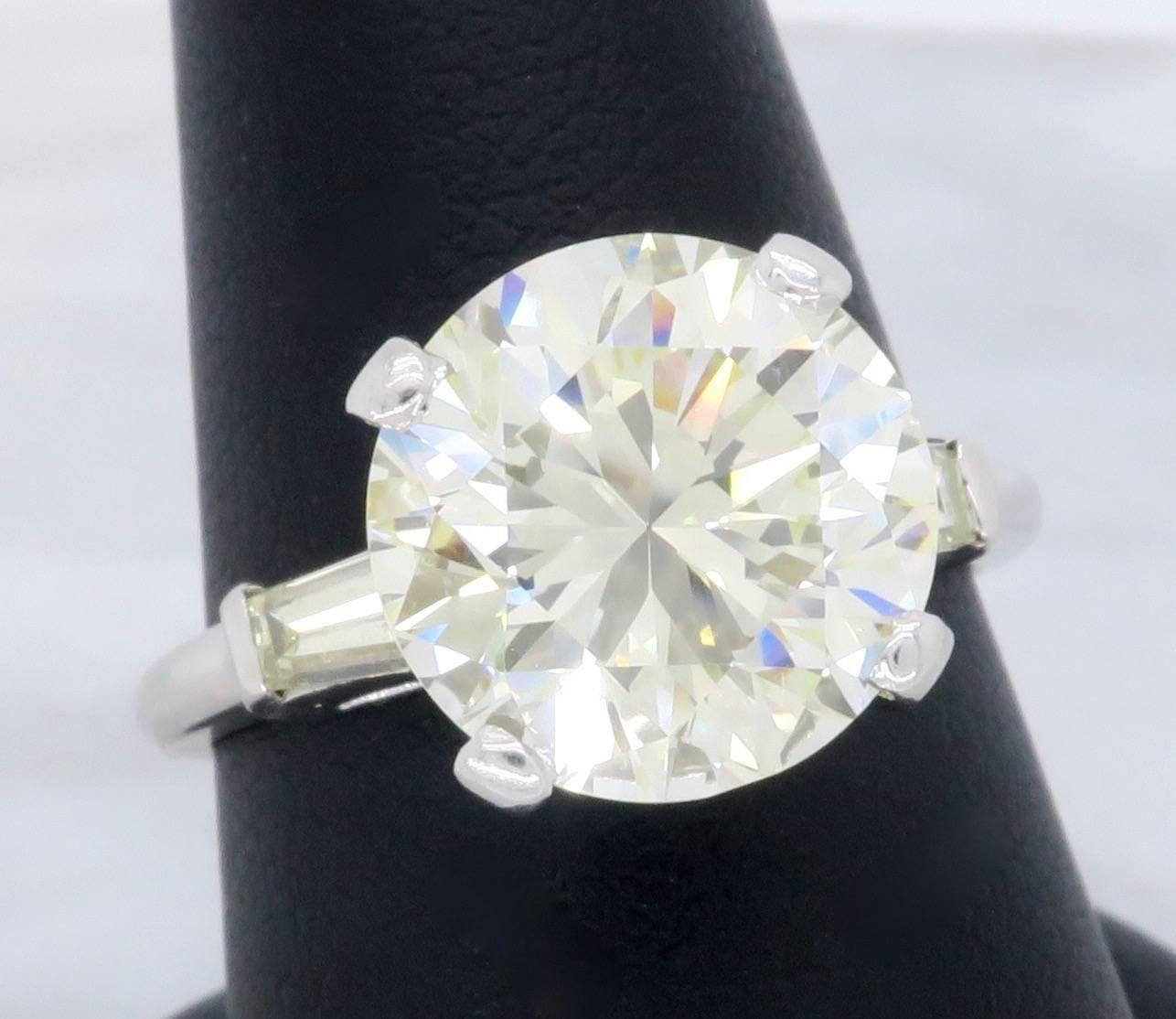 5.70 Carat Round Brilliant Cut Diamond and Platinum Engagement Ring  2