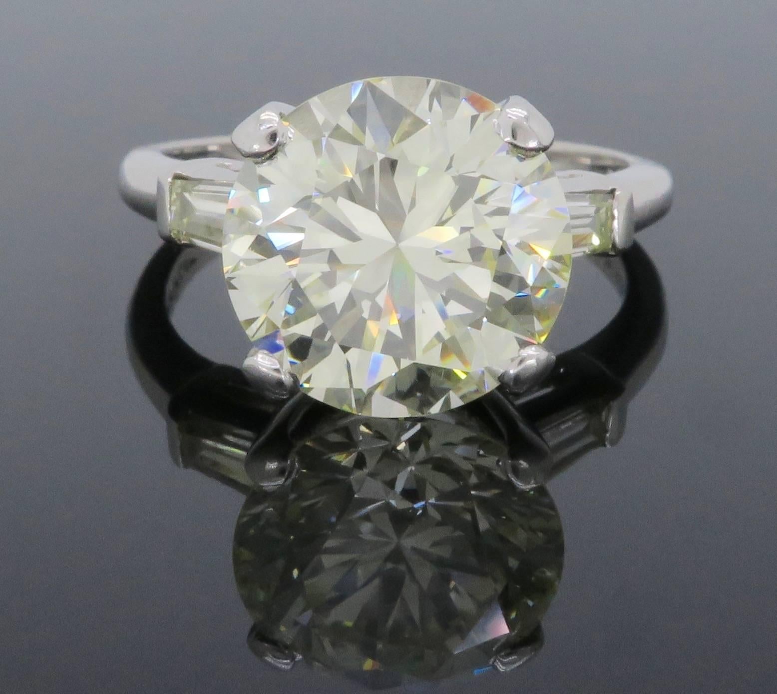 5.70 Carat Round Brilliant Cut Diamond and Platinum Engagement Ring  3