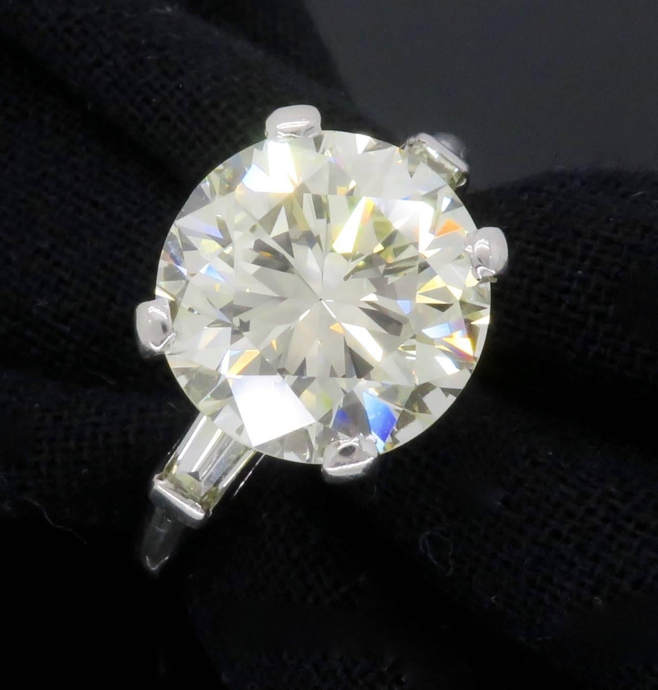 5.70 Carat Round Brilliant Cut Diamond and Platinum Engagement Ring  5