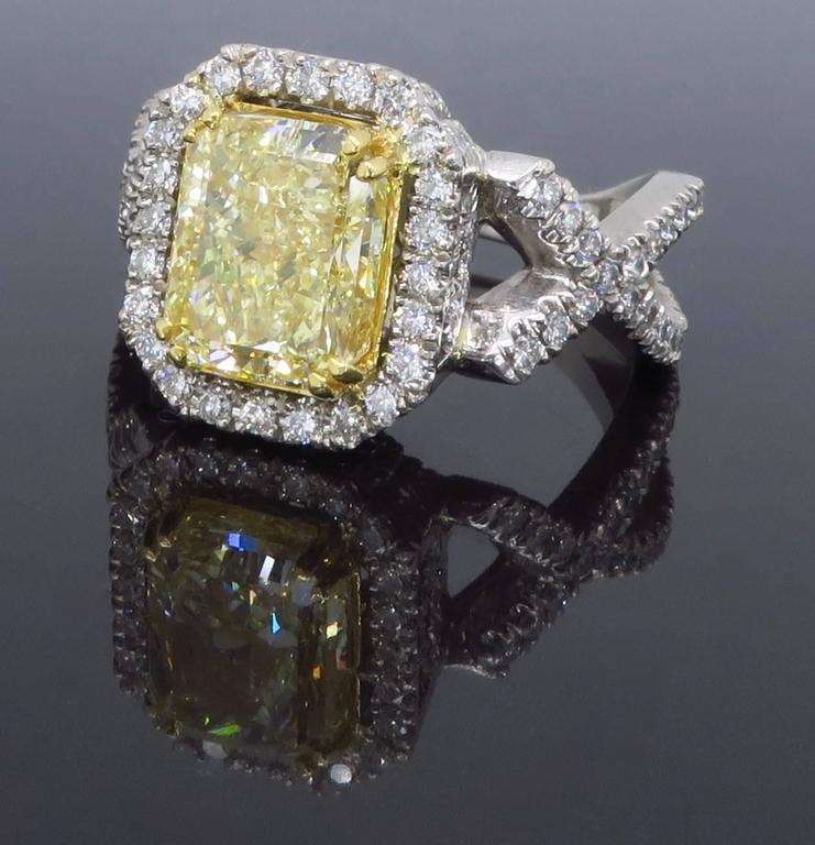 Savransky GIA Certified 3.38 Carat Yellow Diamond and White Diamond