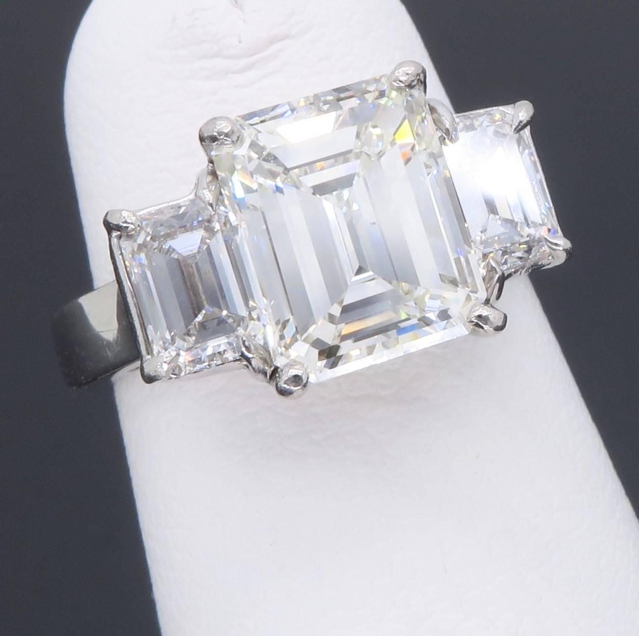 GIA Certified Three Stone 2.03 Carat Emerald Diamond Platinum Engagement Ring 2