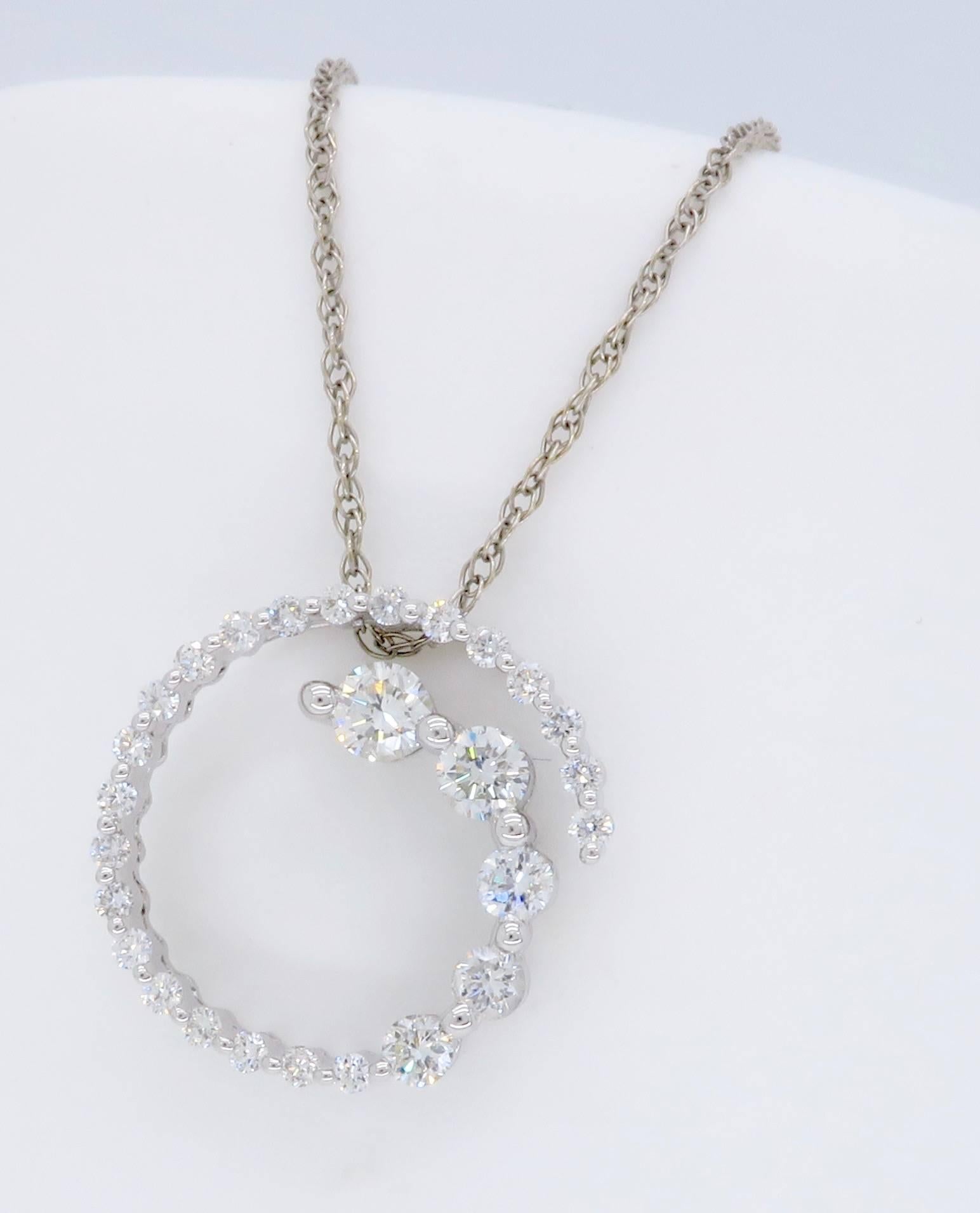 Women's  Diamond White Gold Pendant Chain Necklace 