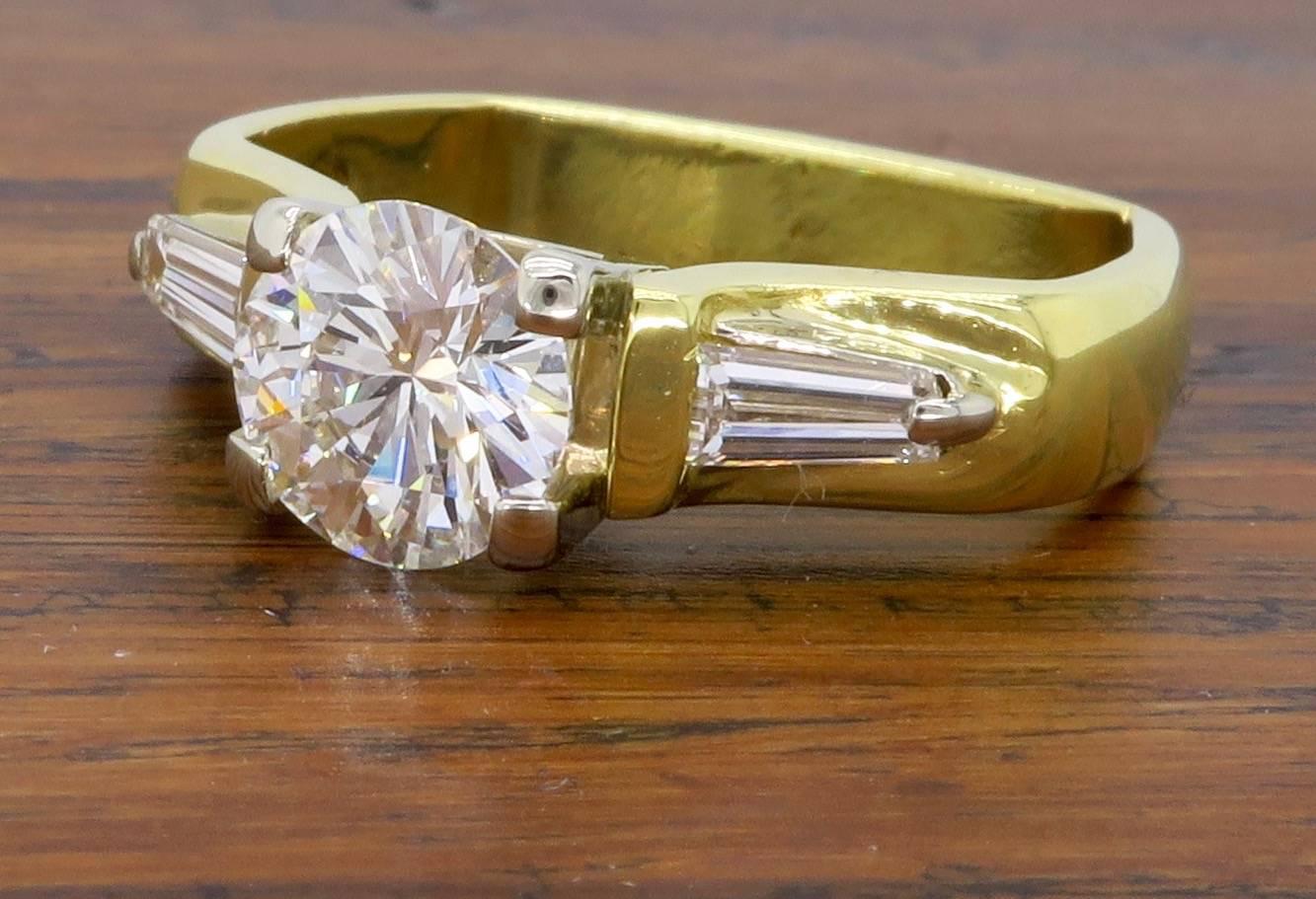 Women's 1.29 Carat Diamond 18 Karat Gold Engagement Ring