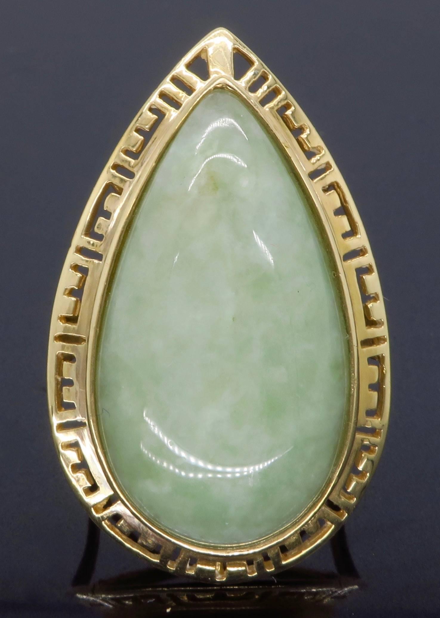 Jadeite Jade Cocktail Ring In Excellent Condition In Webster, NY