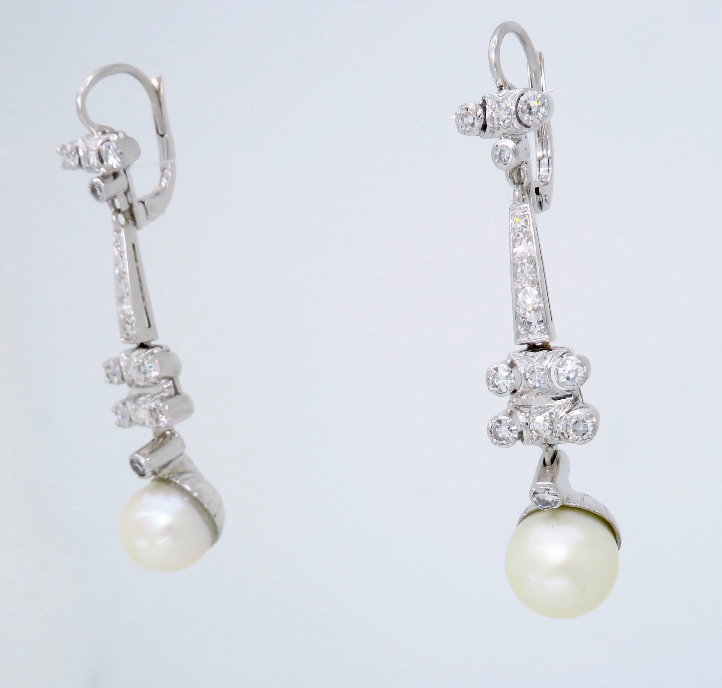 Women's 18 Karat White Gold Diamond and Pearl Drop Earrings