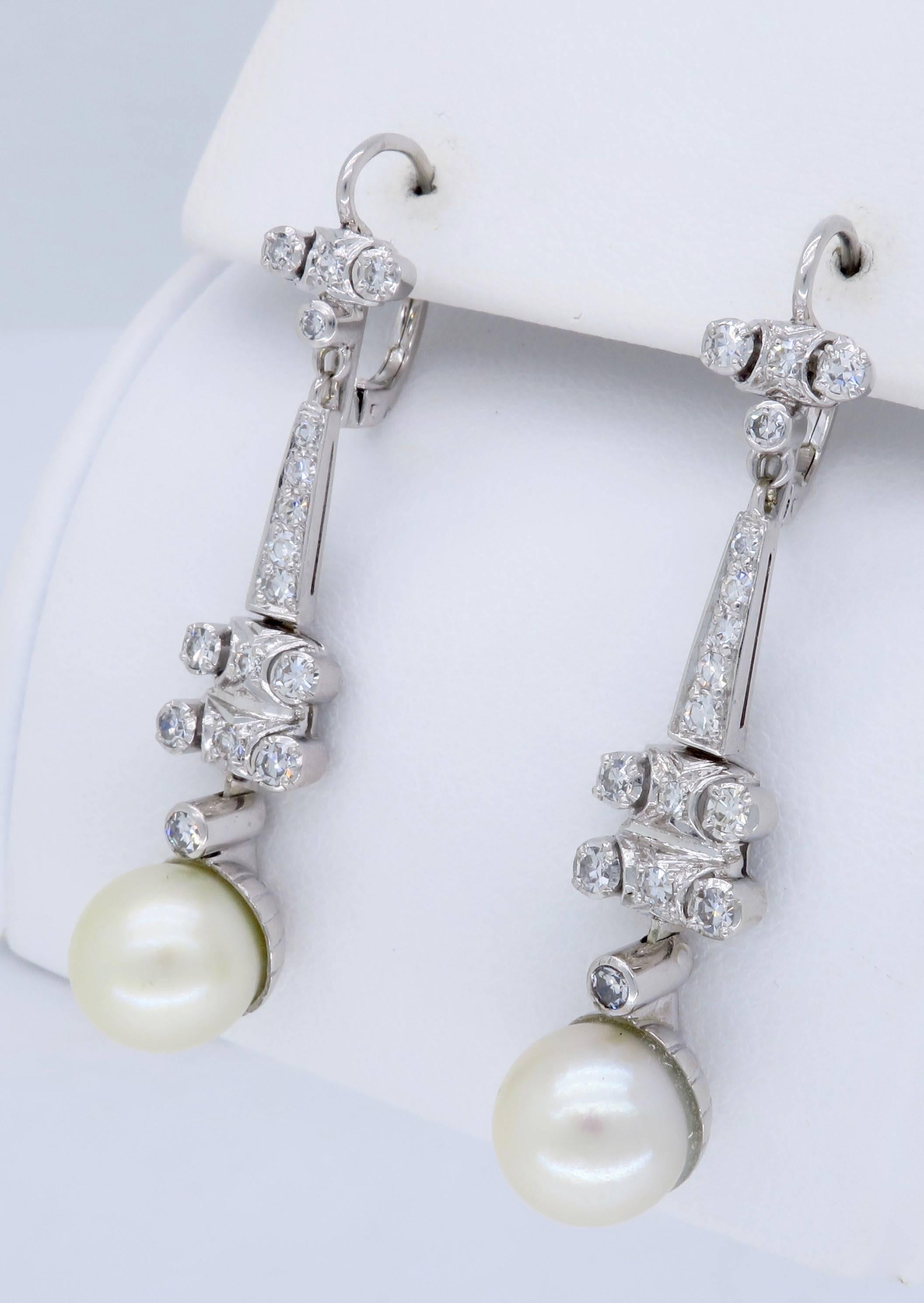 18 Karat White Gold Diamond and Pearl Drop Earrings 2