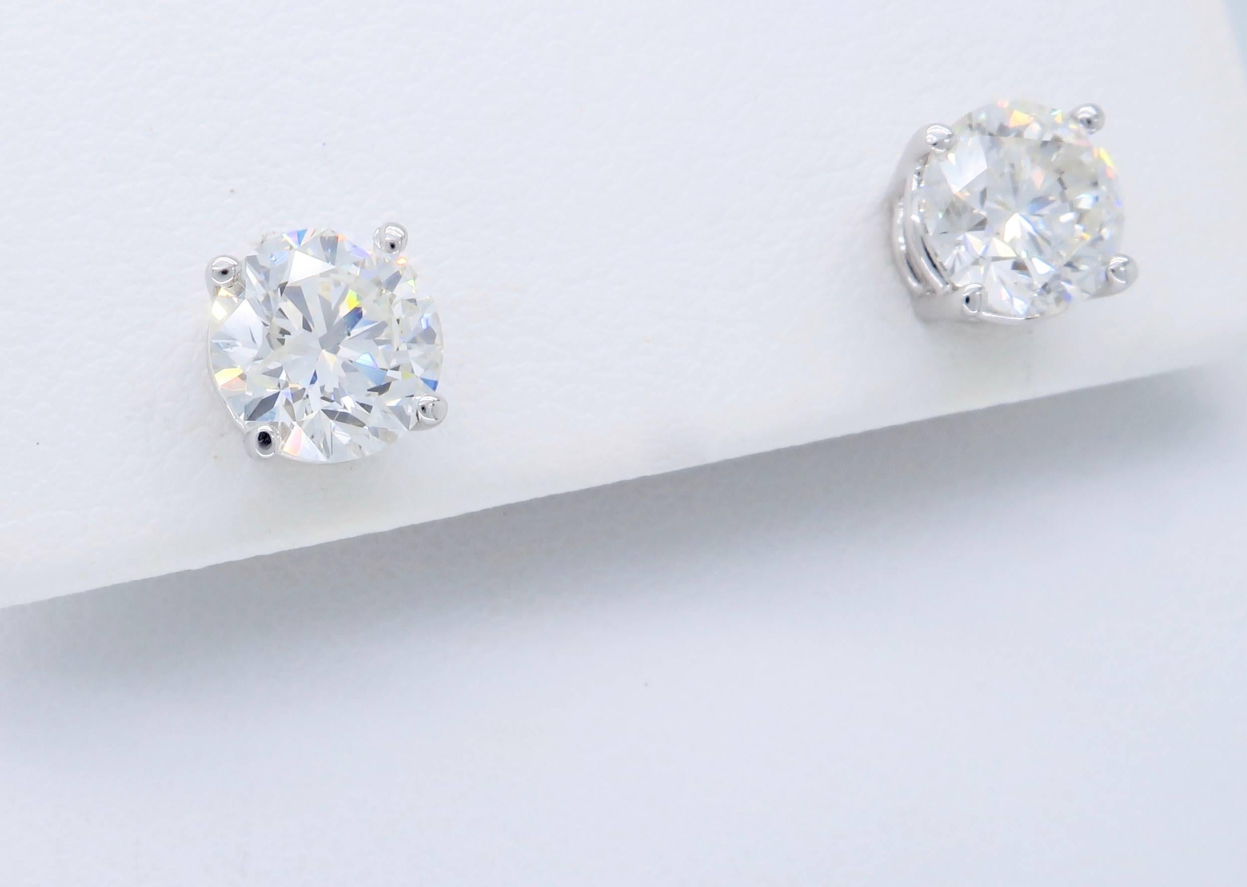 2.04 Carat Round Brilliant Cut Diamond Stud Earrings 2