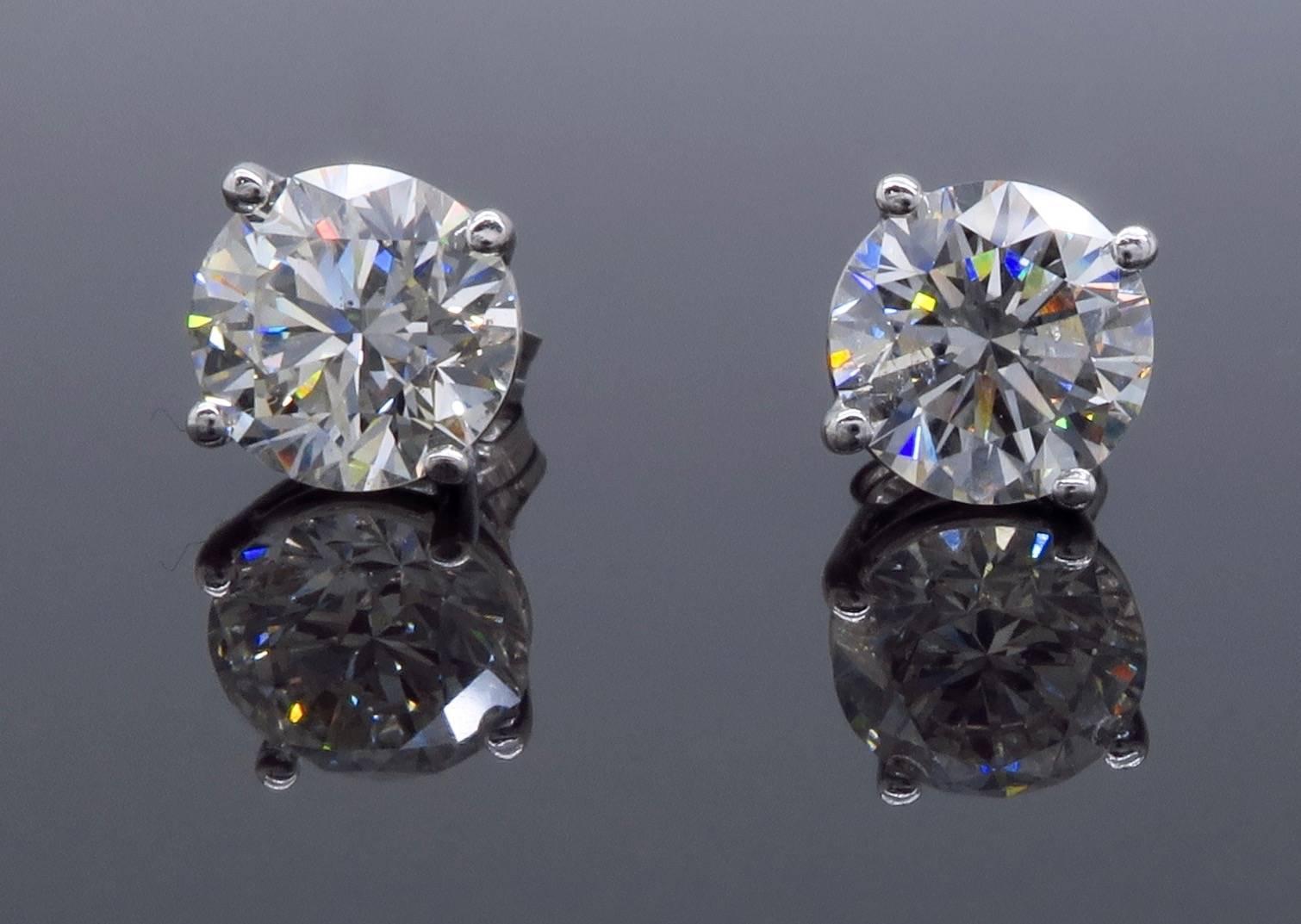 2.04 Carat Round Brilliant Cut Diamond Stud Earrings 3