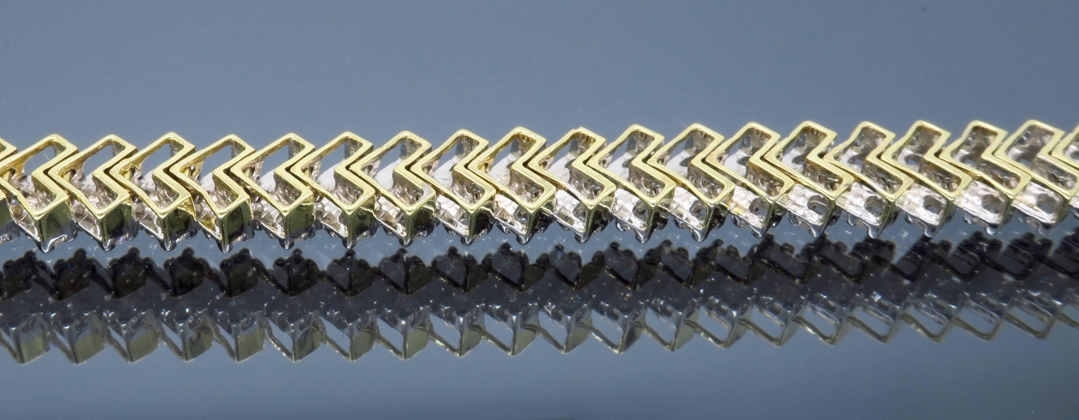 3.80 Carat Diamond Bracelet In Excellent Condition In Webster, NY