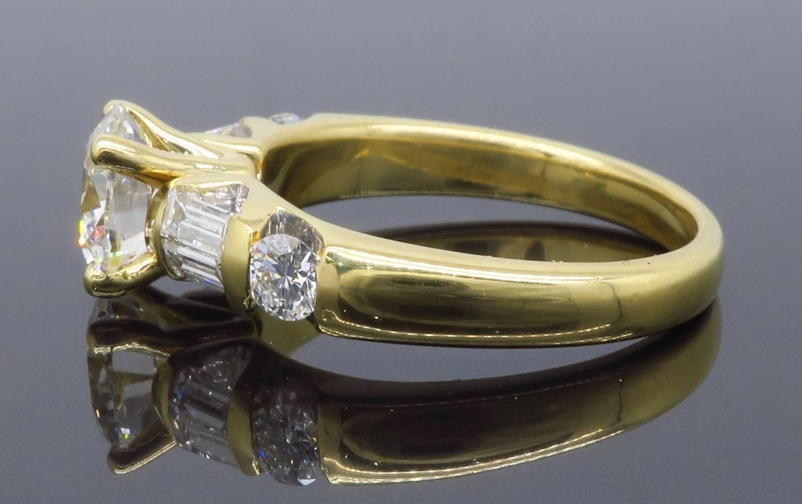 Women's or Men's GIA Certified 1.66 Carat Diamond Engagement Ring in 18 Karat Yellow Gold