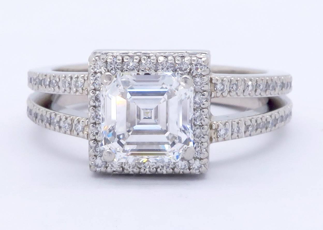 Platinum Simon G Diamond Halo Engagement Ring In Excellent Condition In Webster, NY