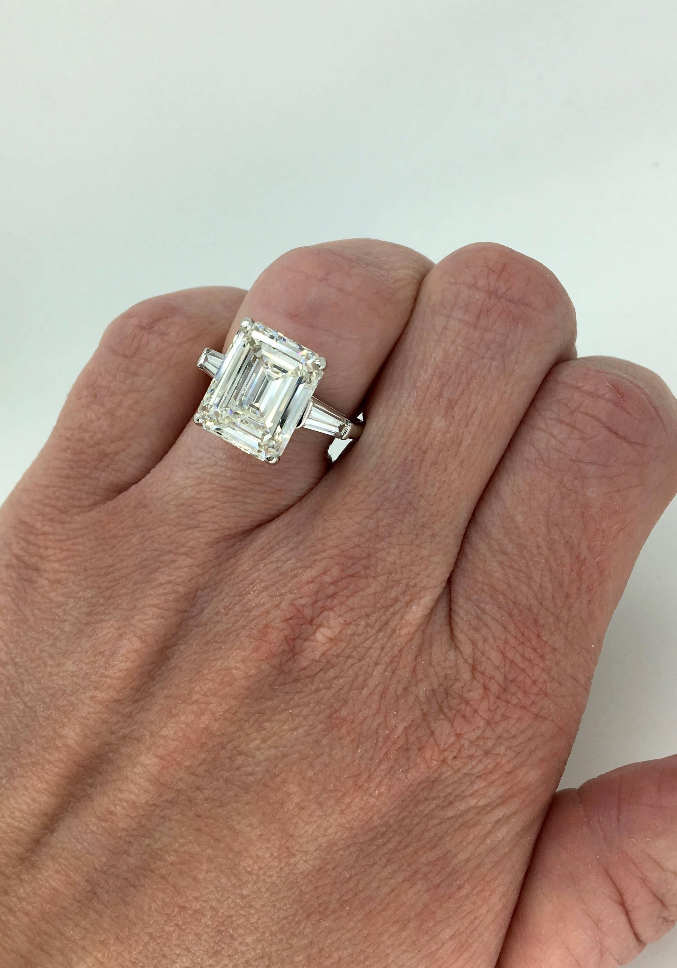 j color emerald cut diamond